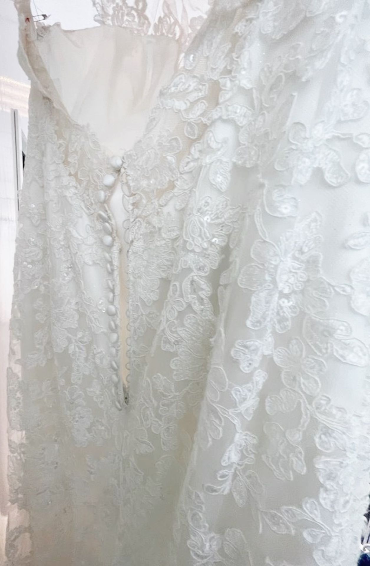 1 x MORI LEE 'Blu' Designer Mermaid Wedding Dress Bridal Gown, With Plunging Illusion V-Neckline - - Image 12 of 21
