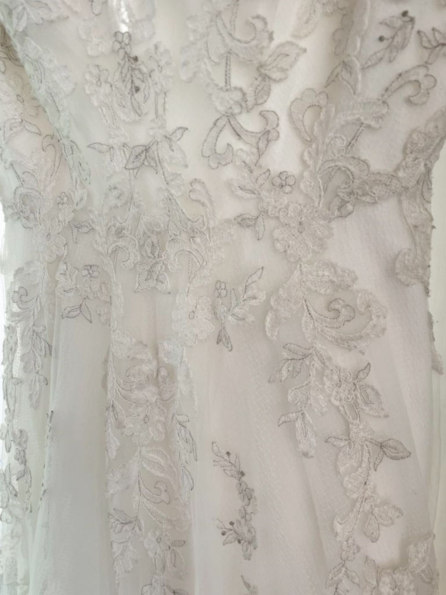1 x REBECCA INGRAM 'Camille' Designer Wedding Dress Bridal Gown - Size: UK 10 - Original RRP £1,450 - Image 4 of 15