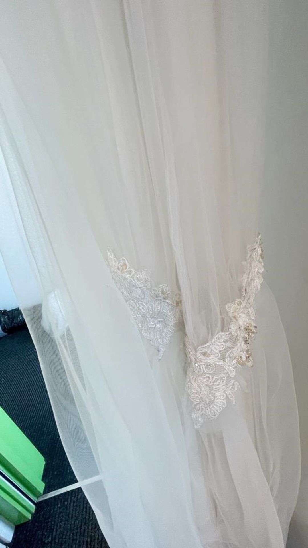 1 x MARIA SOTIRIOU 'Hyri' Stunning Silk Strapless Designer Wedding Dress Bridal Gown In Lace - - Image 2 of 12