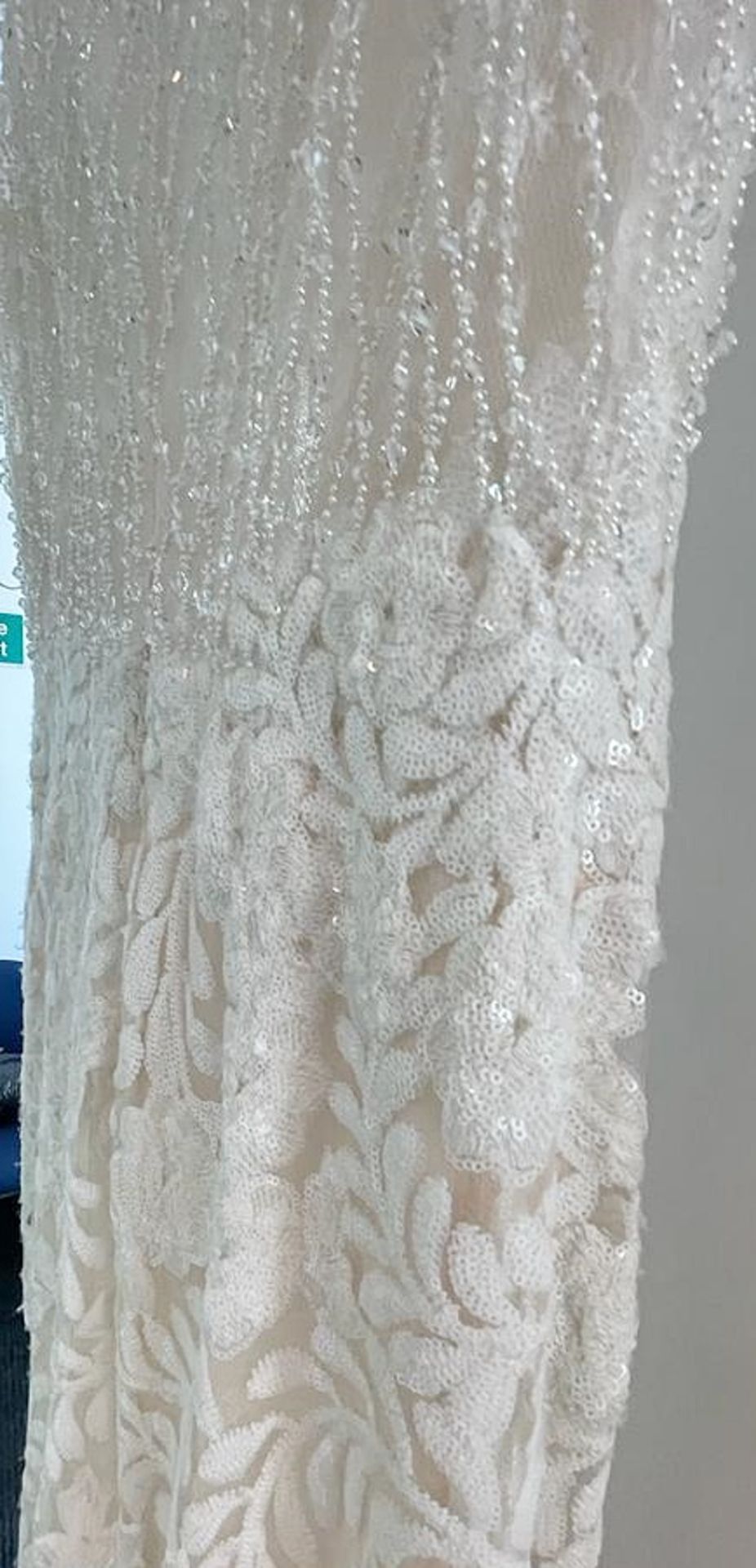 1 x ANNASUL Y 'Geneve' Designer V-neck Flared Wedding Dress Bridal Gown, Featuring A Long Chiffon - Image 9 of 19