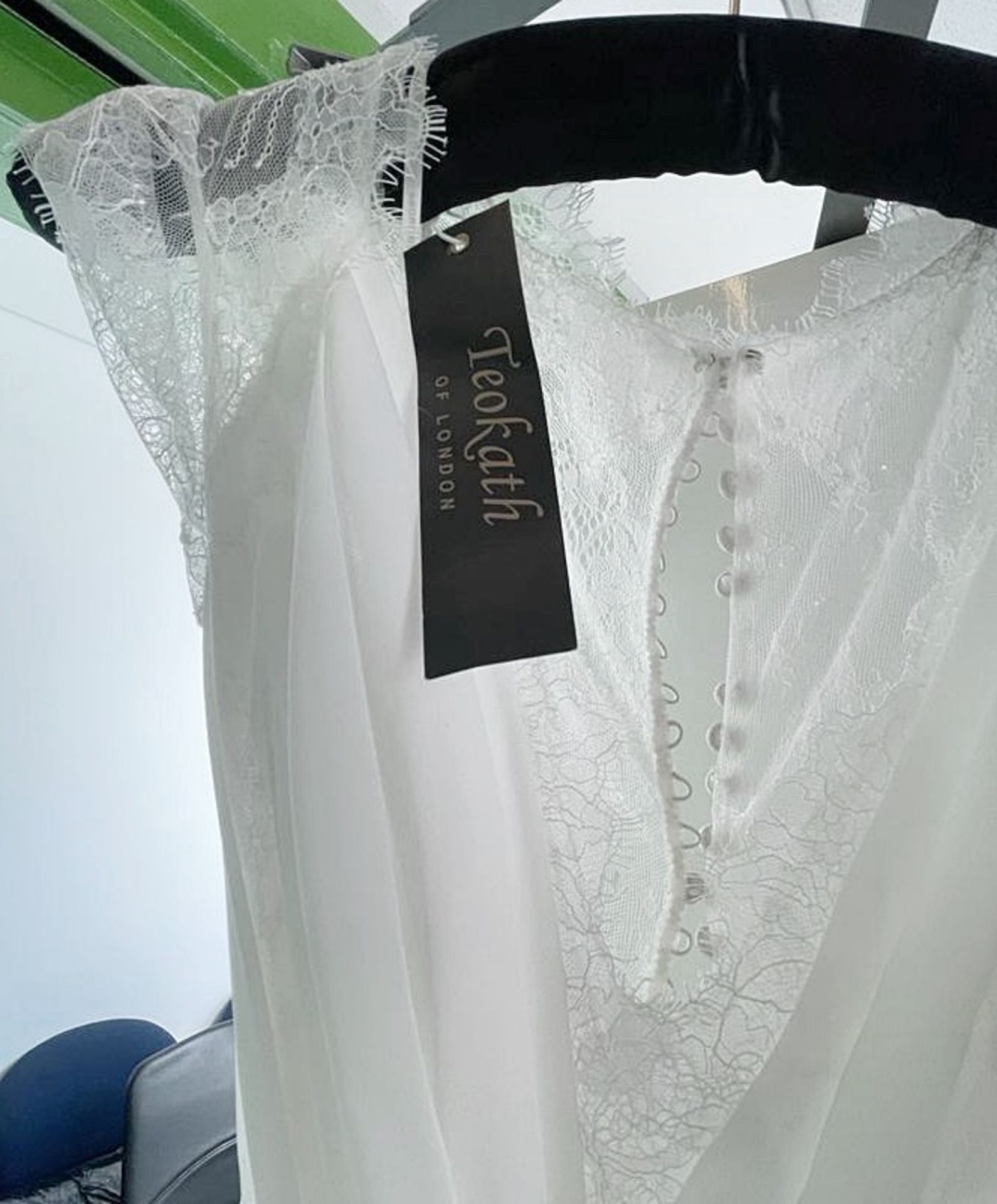 1 x PRONOVIAS 'Carlyle' Designer Goddess-style Wedding Dress Bridal Gown - Original RRP £1,660 - Image 14 of 15