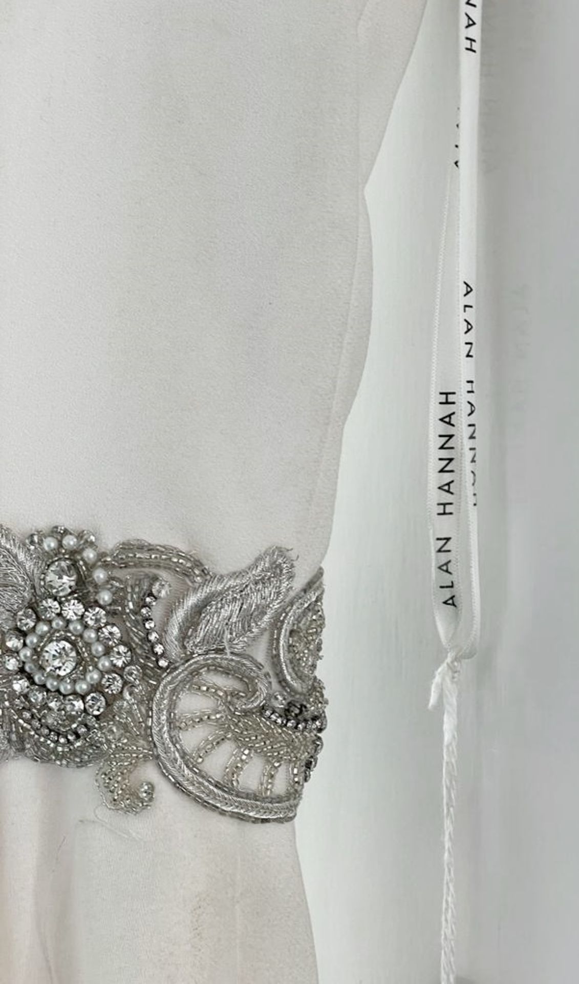 1 x ALAN HANNAH 'Jessica' Designer Crepe Wedding Dress Bridal Gown, With Embellished Belt - Made - Image 10 of 14