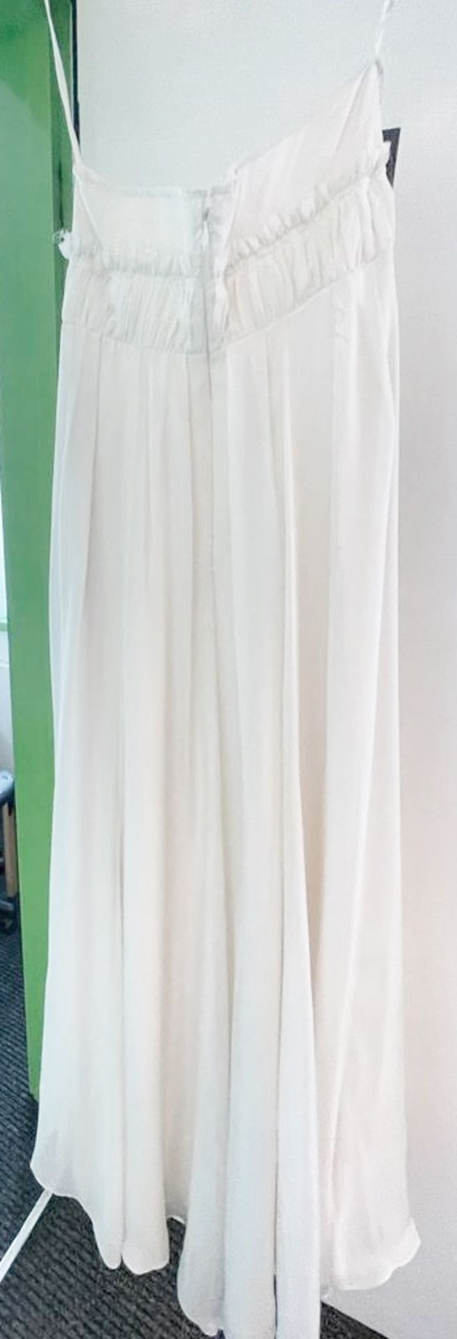 1 x DAVID FIELDEN Designer Silk Strapless Grecian-style Column Wedding Dress Bridal Gown, With - Image 5 of 8