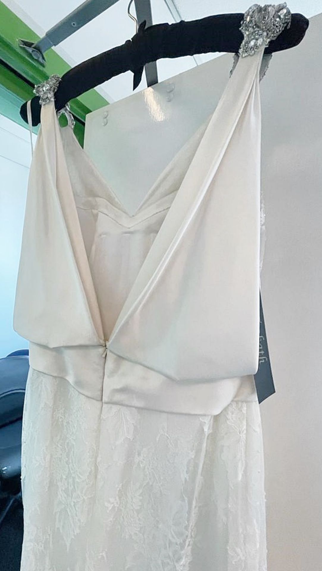 1 x LUSAN MANDONGUS 'Kalina' 100% Silk Fishtail Designer Wedding Dress Bridal Gown, Featuring - Image 13 of 13