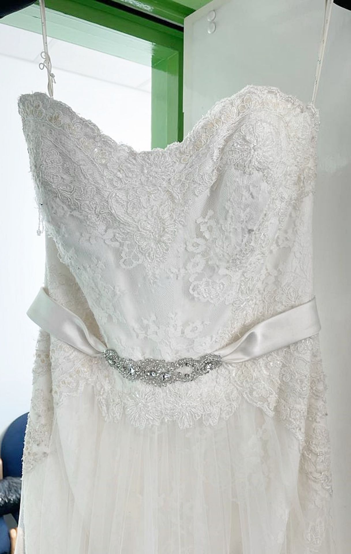 1 x LUSAN MANDONGUS 'Radella' Designer Wedding Dress Bridal Gown - Size: UK 16 - Original RRP £1,560 - Image 3 of 13