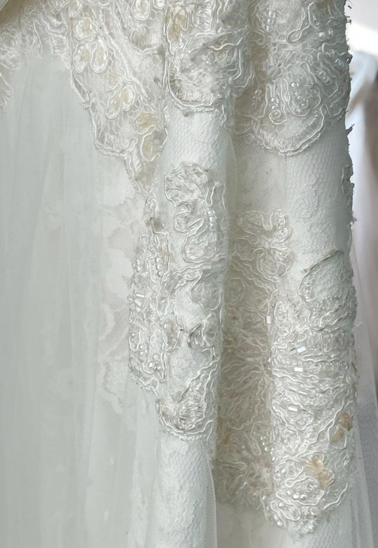 1 x LUSAN MANDONGUS 'Radella' Designer Wedding Dress Bridal Gown - Size: UK 16 - Original RRP £1,560 - Image 9 of 13