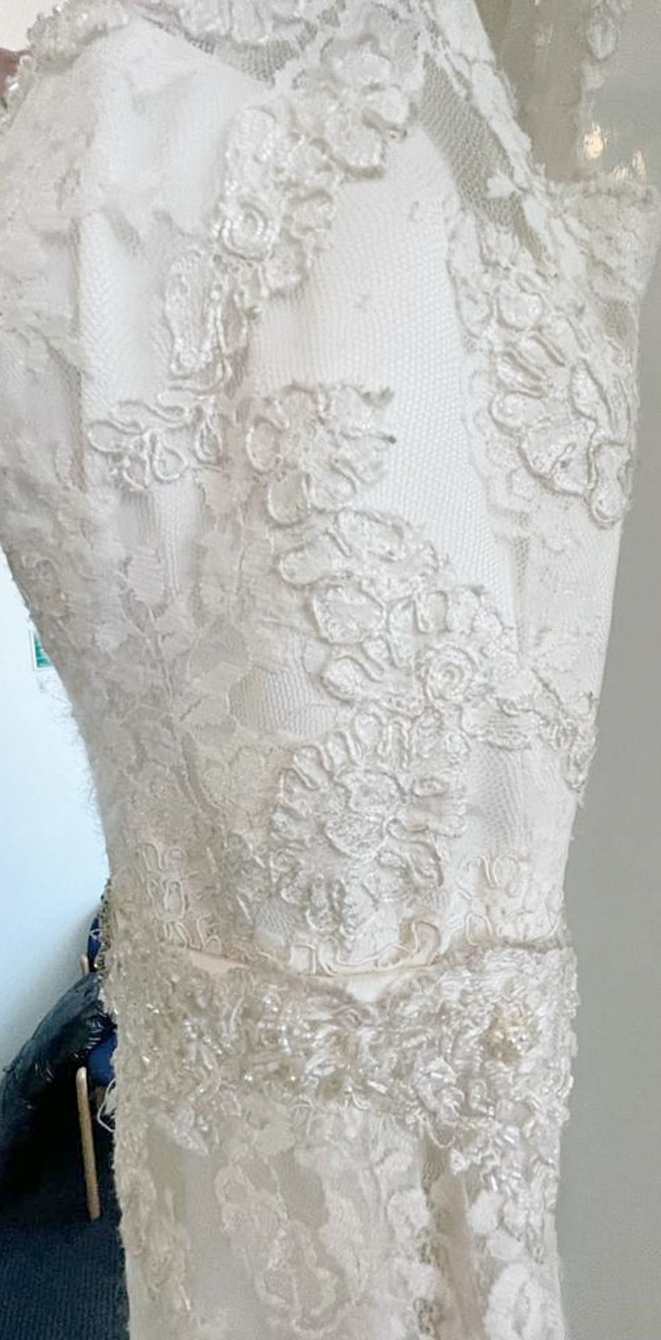 1 x LUSAN MANDONGUS 'Jamie' Designer Chantilly Lace Wedding Dress Bridal Gown, With Satin - Image 8 of 13