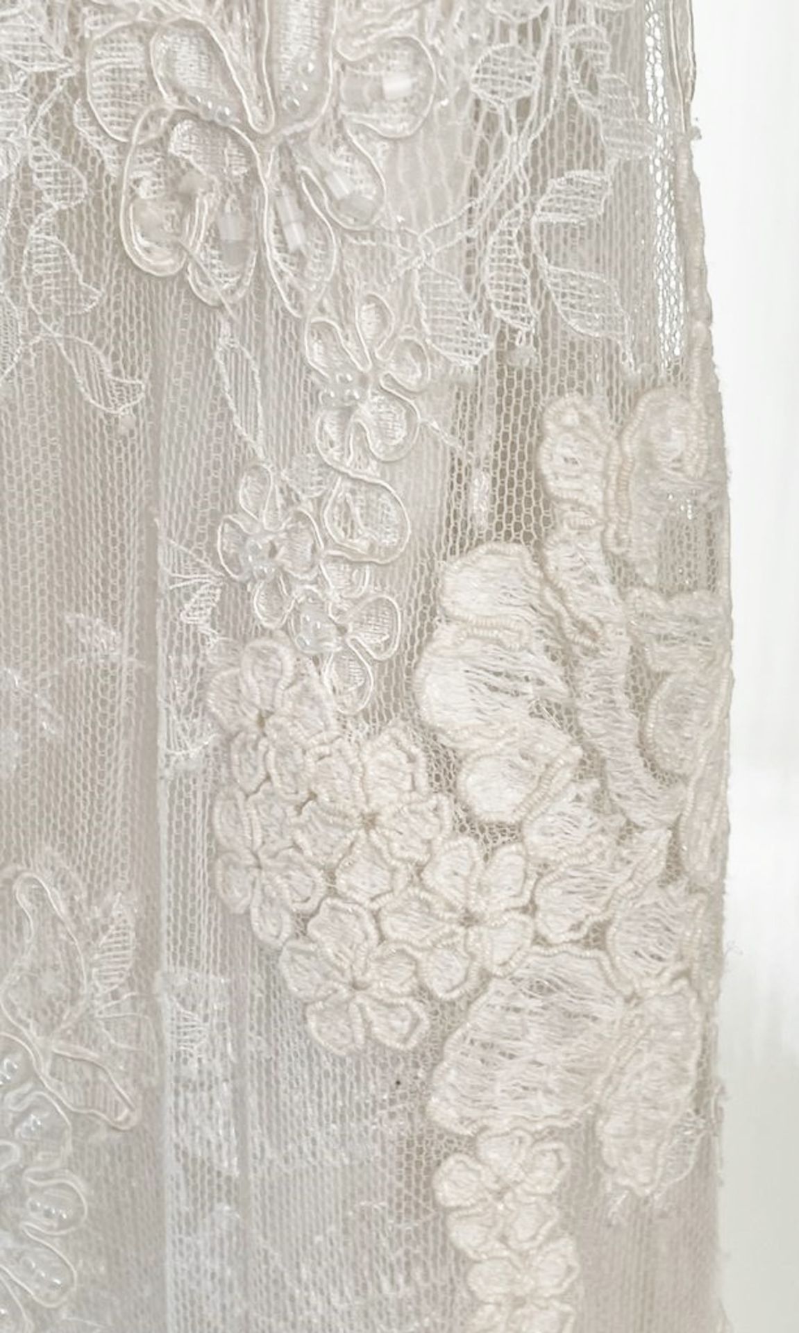 1 x LUSAN MANDONGUS 'Iona' Designer Wedding Dress Bridal Gown - Size: UK 12 - Original RRP £1,950 - Image 4 of 12