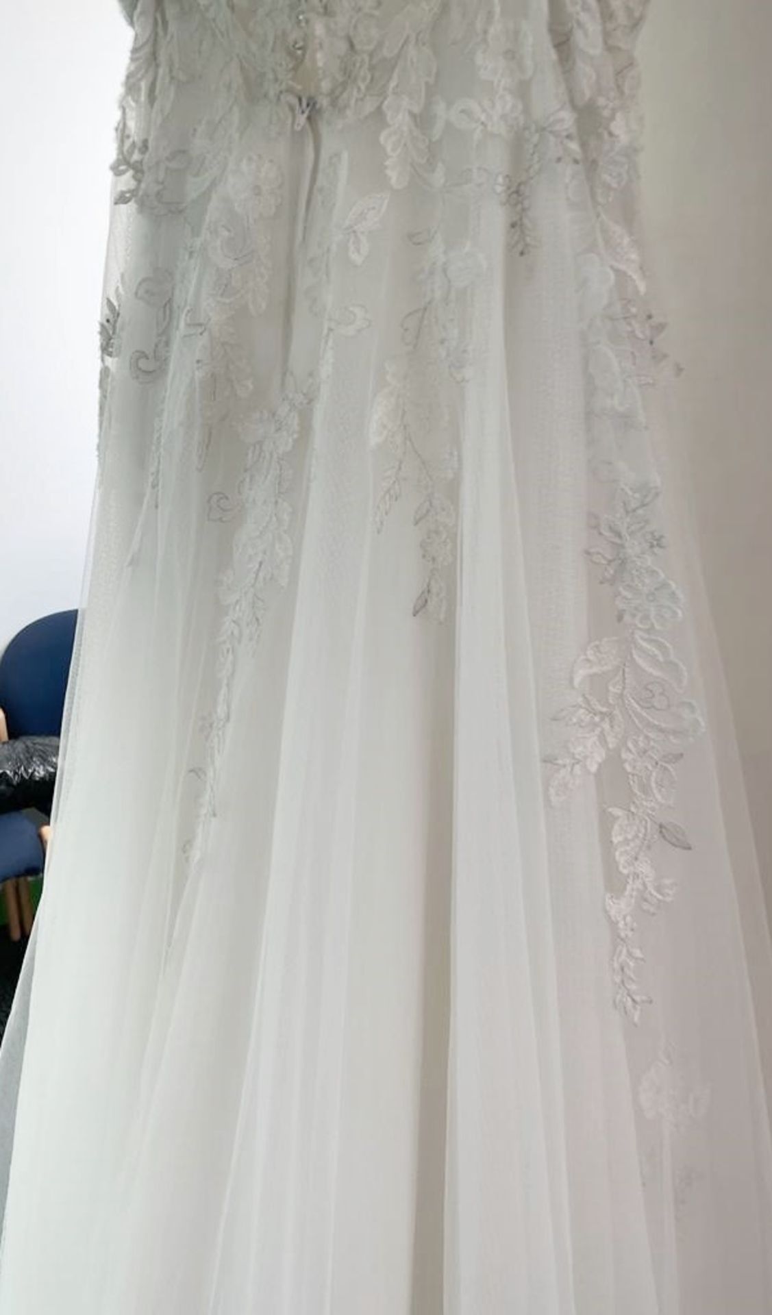 1 x REBECCA INGRAM 'Camille' Designer Wedding Dress Bridal Gown - Size: UK 10 - Original RRP £1,450 - Image 10 of 15