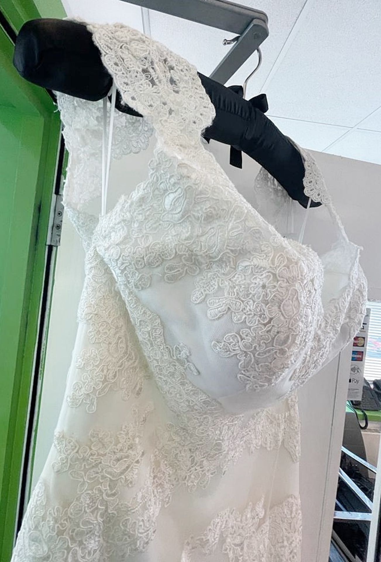1 x LUSAN MANDONGUS 'Zayna' Designer Wedding Dress Bridal Gown - Size: UK 10 - Original RRP £1,550 - - Image 9 of 13