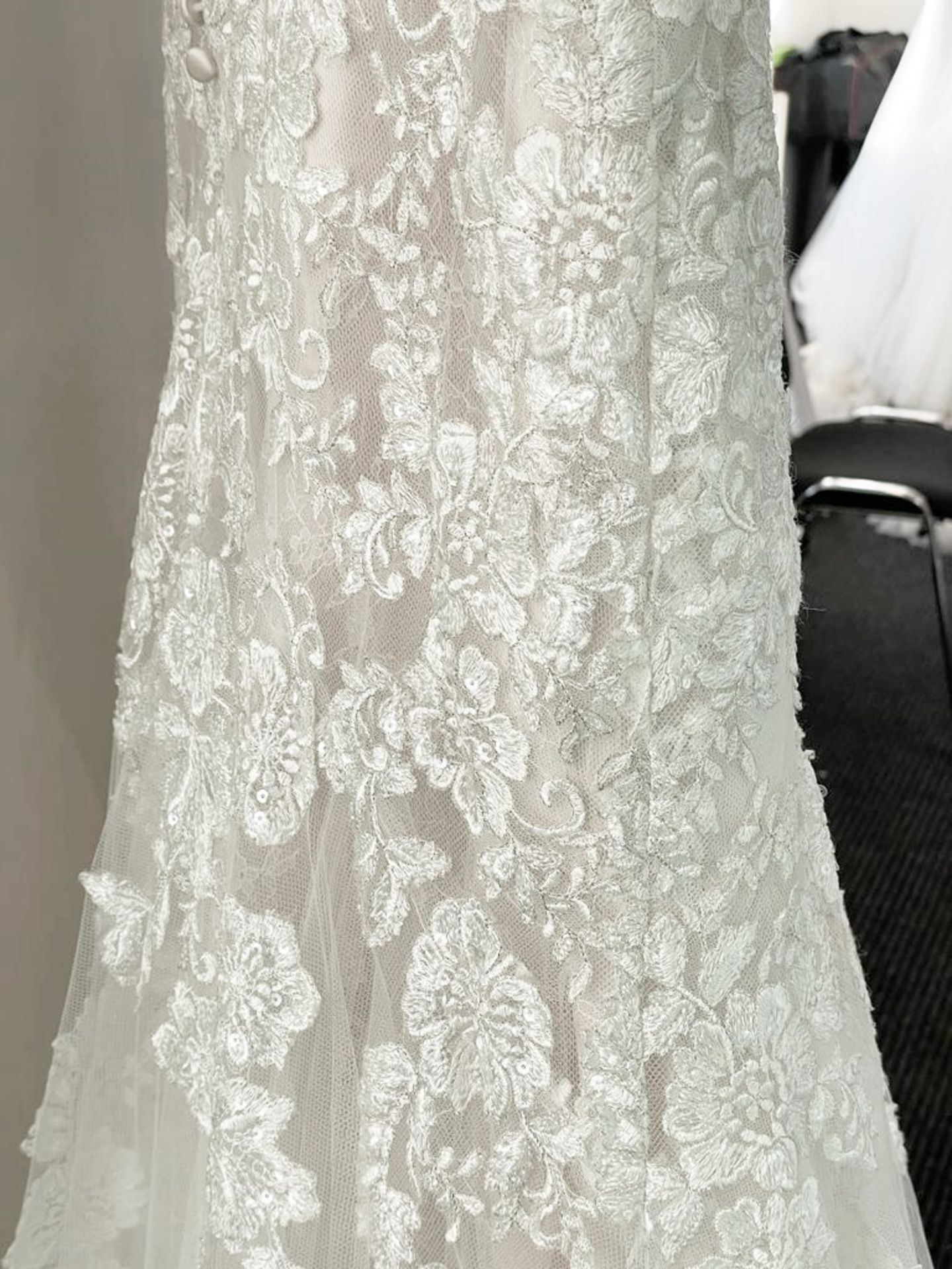 1 x DIANA LEGRANDE '7517' Designer Wedding Dress Bridal Gown - Size: UK 10 - Original RRP £1,800 - Image 12 of 18