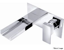 1 x Cassellie 'Dunk' Wall Mounted Waterfall Bath Tap - Ref: DUK016 - New & Boxed Stock - RRP 130.