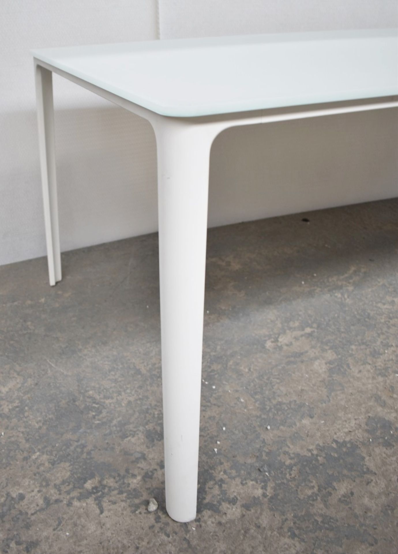 1 x VITRA 'Plate' Glass Topped 2.4-Metre Dining Table In White - RRP £4,000 - Image 4 of 4