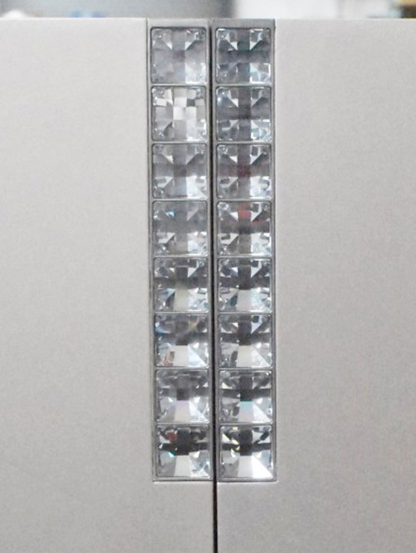 1 x SELVA 'Lui & Lei' Solid Wood 2 Door Jewelry Cabinet In Gray Veneer With Swarovski Crystals - Image 4 of 15