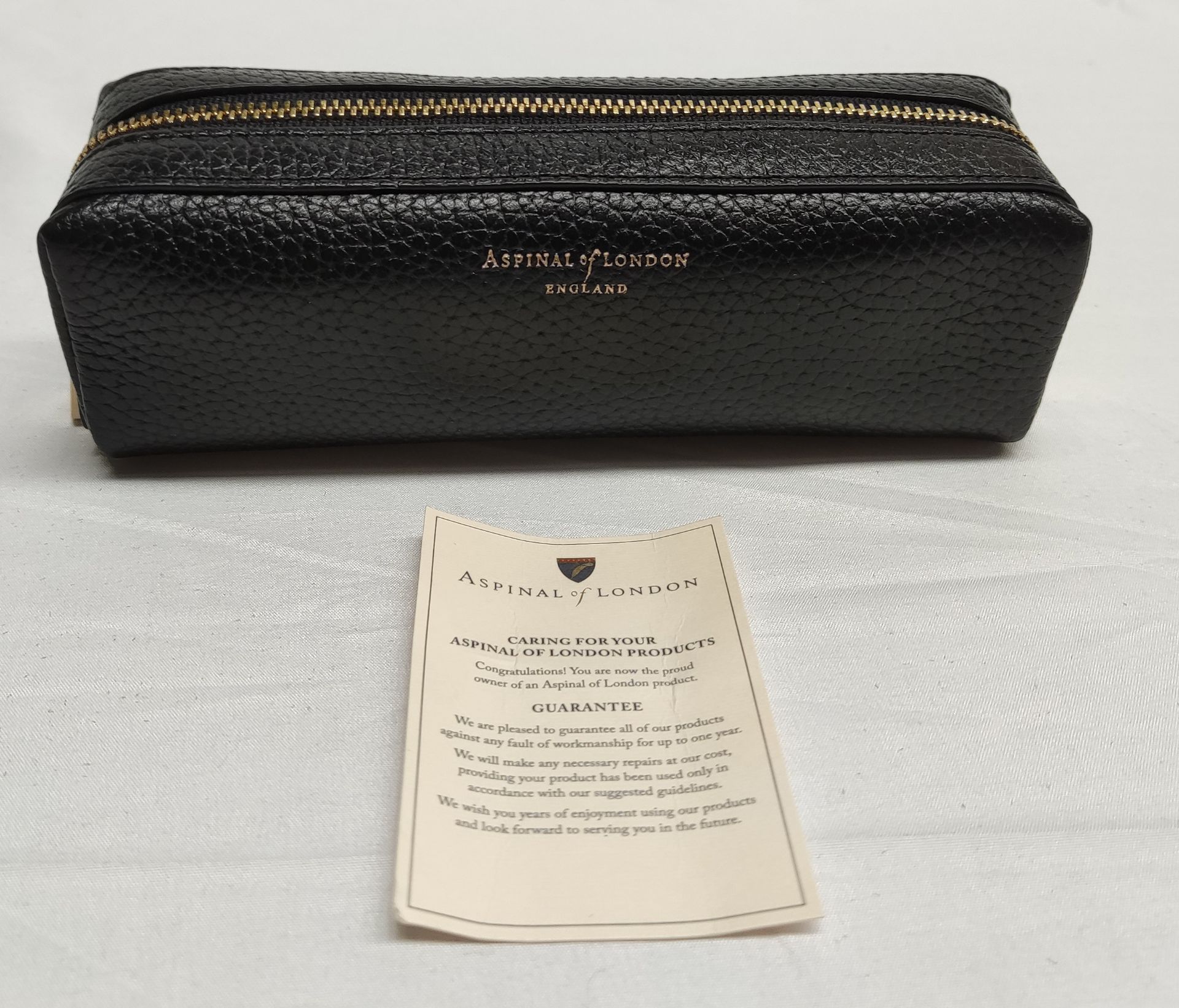 1 x ASPINAL OF LONDON Small London Case In Black Pebble - Boxed - Original RRP £75 - Ref: 6852686/ - Image 8 of 14