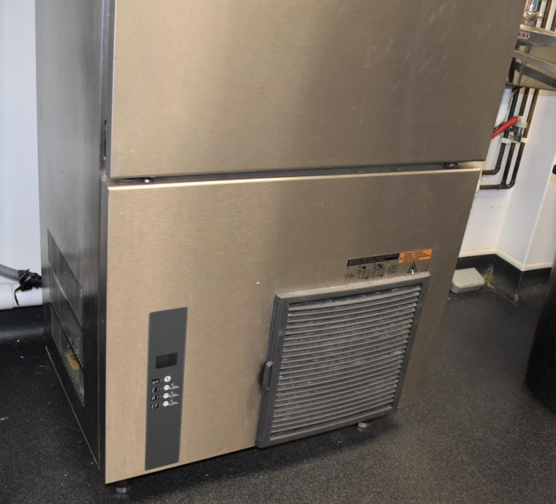 1 x Hoshizaki IM-130NE-HC Automatic Self Contained Hydrocarbon Cube Ice Machine (125kg/24hr) - Image 5 of 5