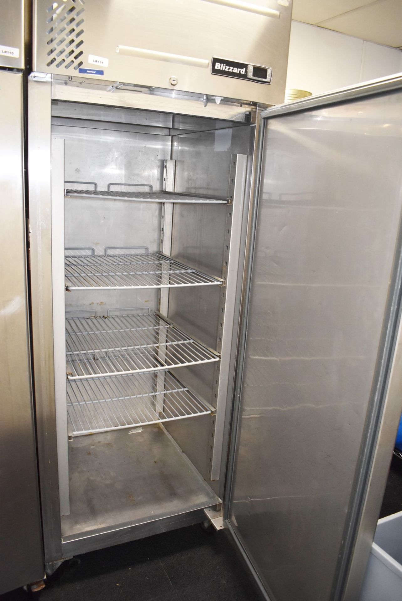 1 x Blizzard HB1SS Gastronorm Service Cabinet Fridge - Suitable For Fresh Meats - Image 3 of 5