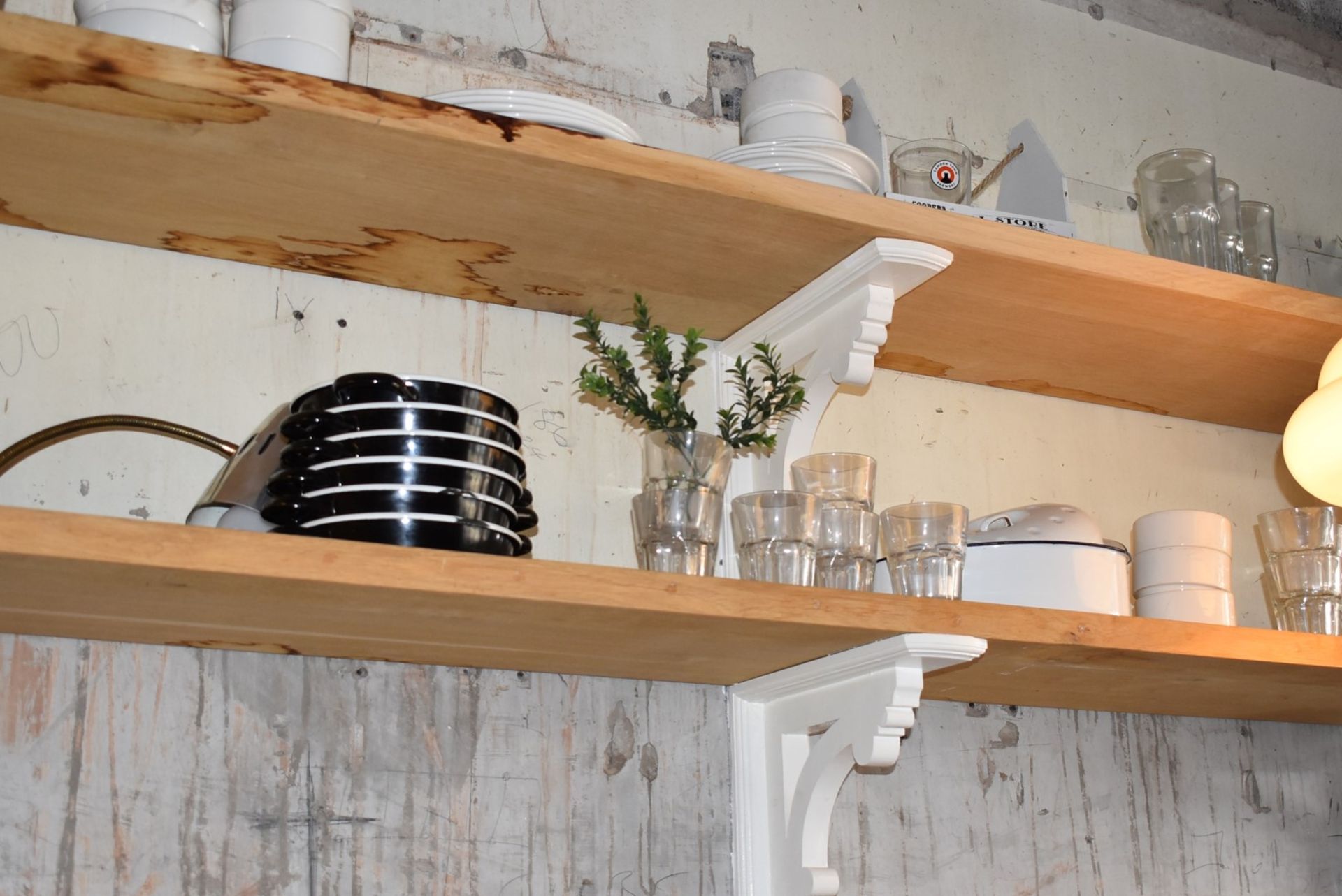 2 x 28ft Natural Oak Wall Shelves With Carved Wood Corbel Brackets Painted in White - Image 5 of 11