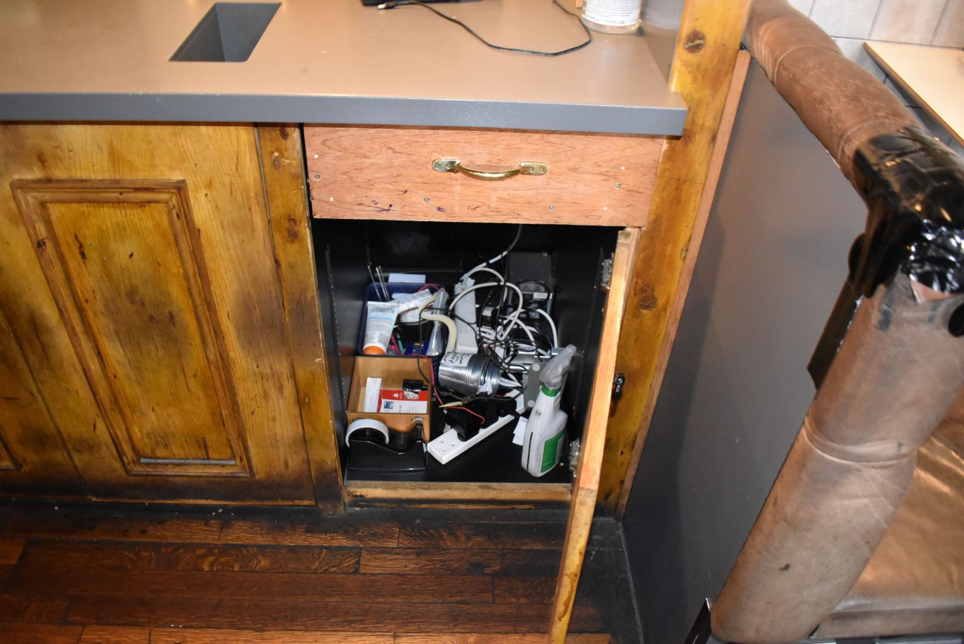 1 x Dumbwaiter Service Station With Pine Doors and Solid Worktop With Bin Chute and Storage - Image 5 of 7