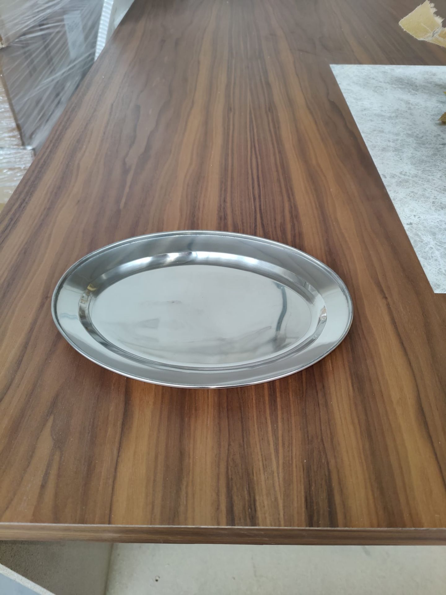 18 x Stainless Steel Small Oval Service Trays - Size: 255mm x 180mm - Brand New Boxed Stock RRP £90 - Image 6 of 8