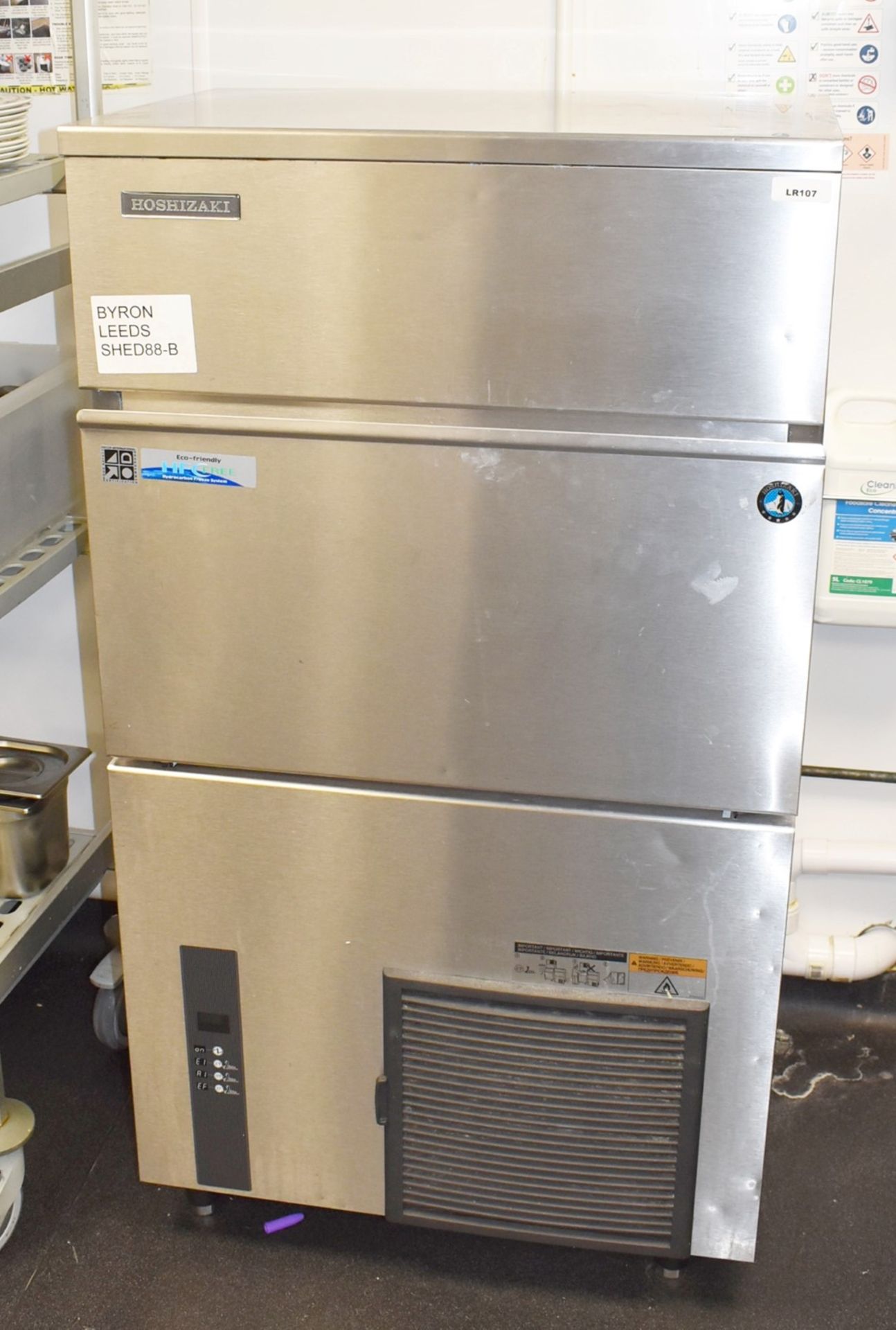 1 x Hoshizaki IM-130NE-HC Automatic Self Contained Hydrocarbon Cube Ice Machine (125kg/24hr)