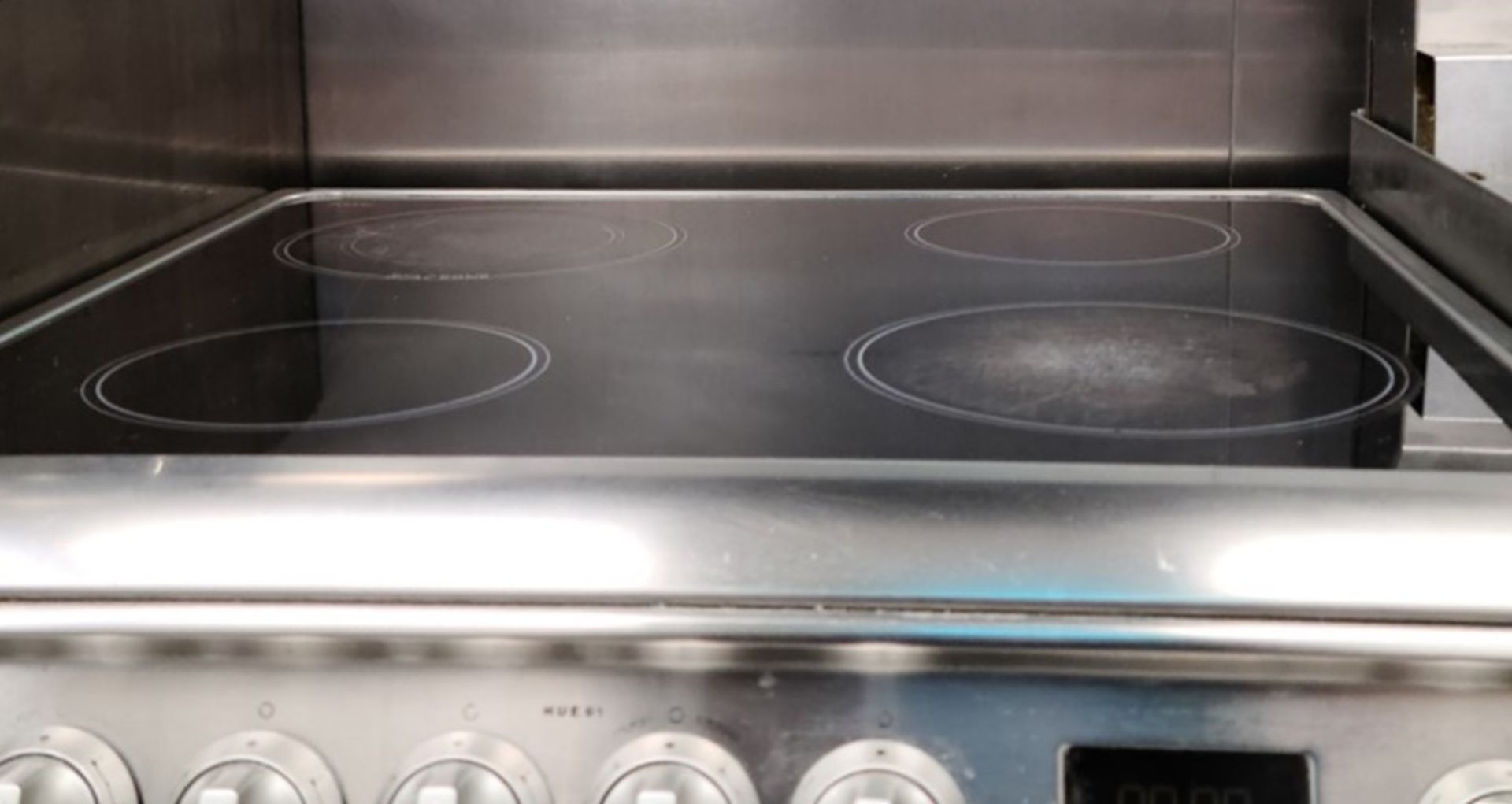 1 x Hotpoint HUI611X Electric Cooker With Double Oven, Four Burner Hob and Stainless Steel Finish - Image 3 of 9