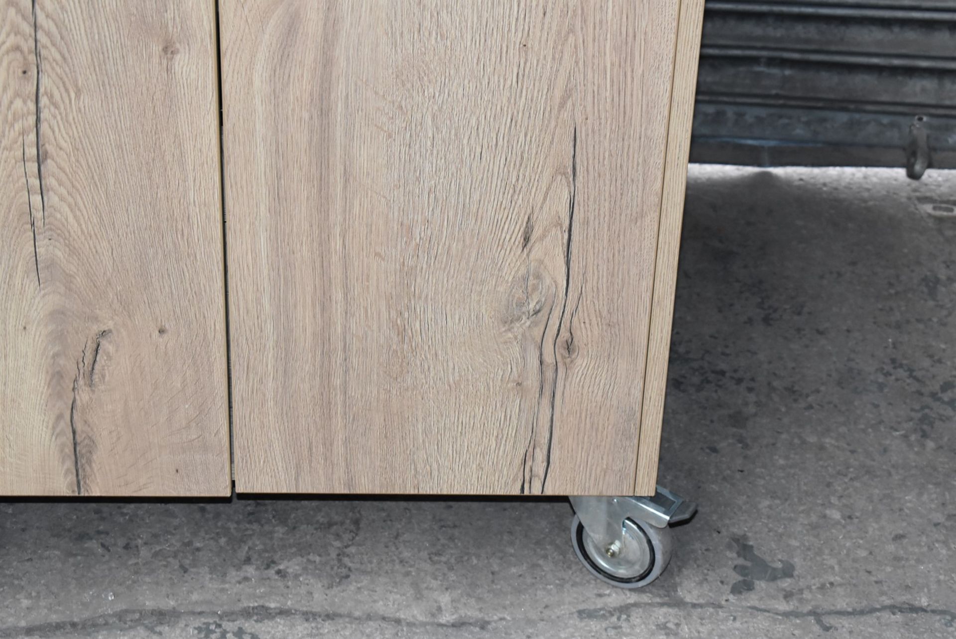 1 x Cutlery Service Trolley Featuring an Oak Cabinet With Internal Drawers, Stainless Steel - Image 5 of 13