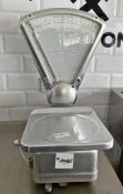 1 x Set of Bizerba Butchers Weighing Scales - Ref: RVD055 - CL850 - Location: Essex, RM19