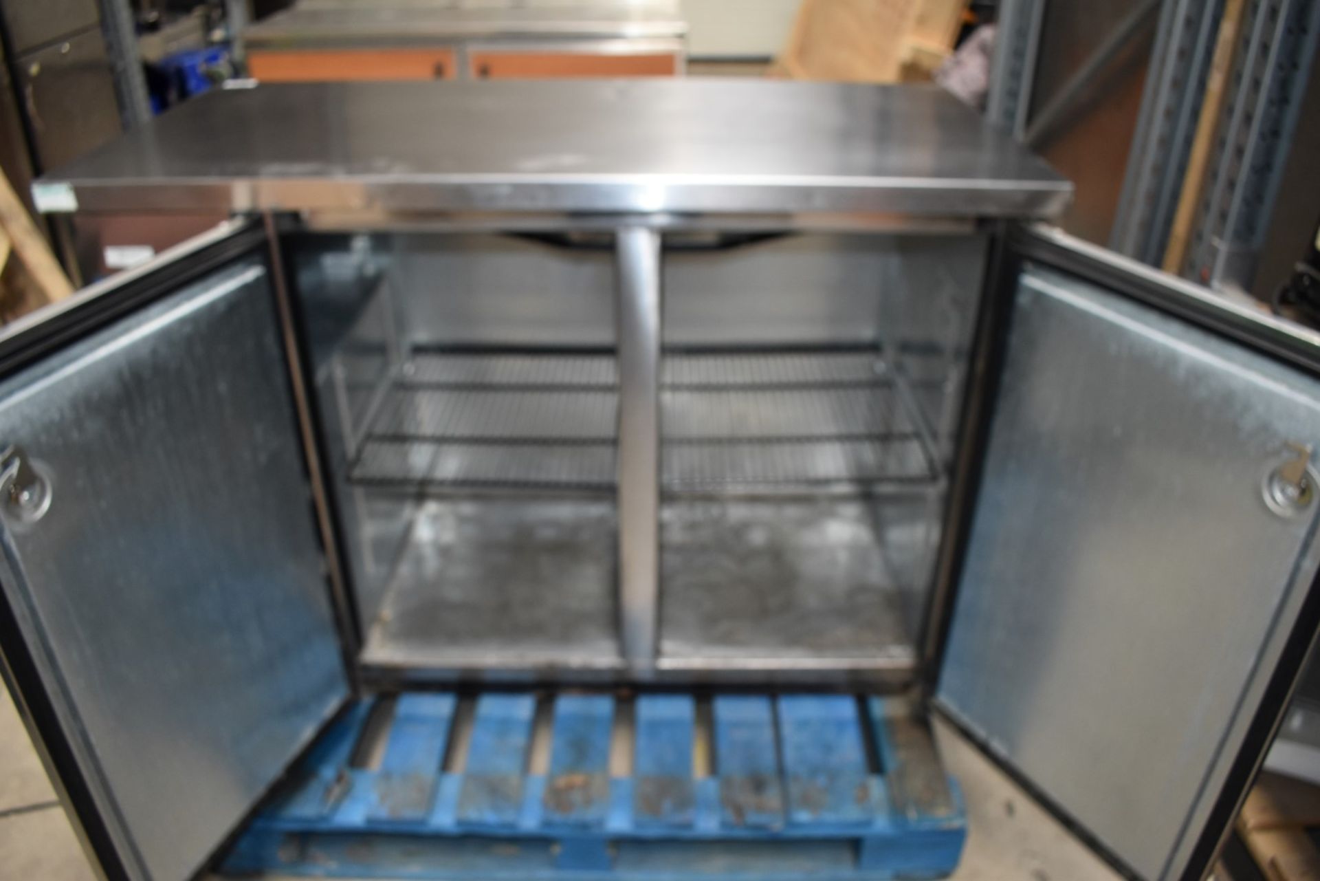 1 x True Back Bar Bottle Cooler With Solid Stainless Steel Doors and Counter Top - Model TBB-24-48-S - Image 7 of 10