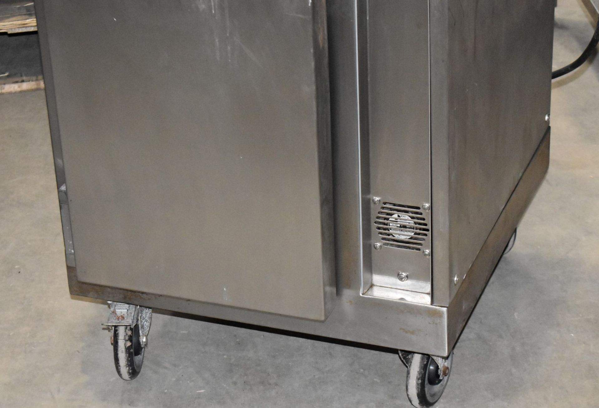 1 x Moffat Recon Upright Pie Warming Cabinet - Stainless Steel Mobile Cabinet - 3 Phase - Image 6 of 14