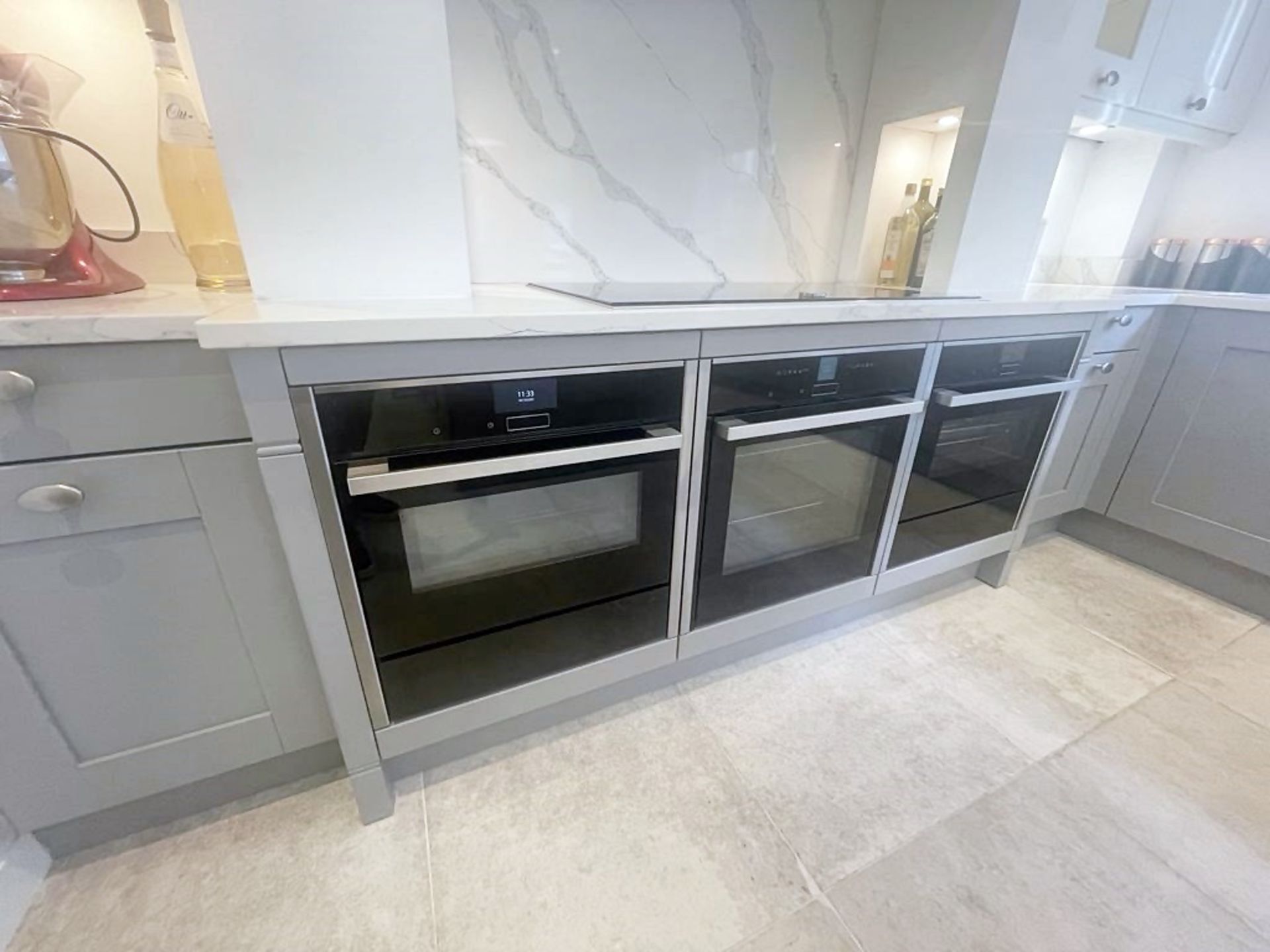 1 x SIEMATIC Bespoke Shaker-style Fitted Kitchen, Utility Room, Appliances & Modern Quartz Surfaces - Image 23 of 153