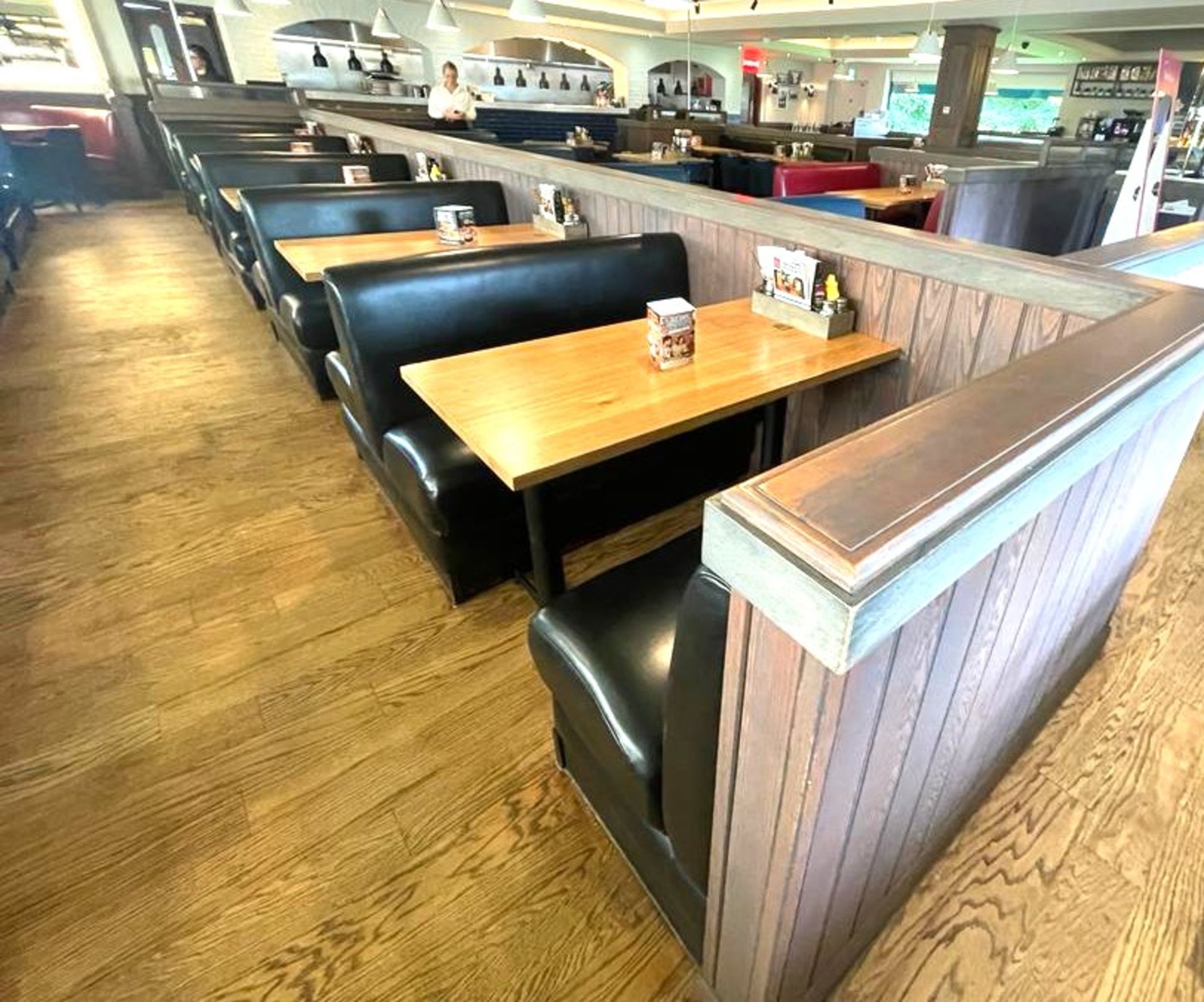 1 x Collection of Restaurant Booth Seating in a Black Faux Leather Upholstery - Image 4 of 16