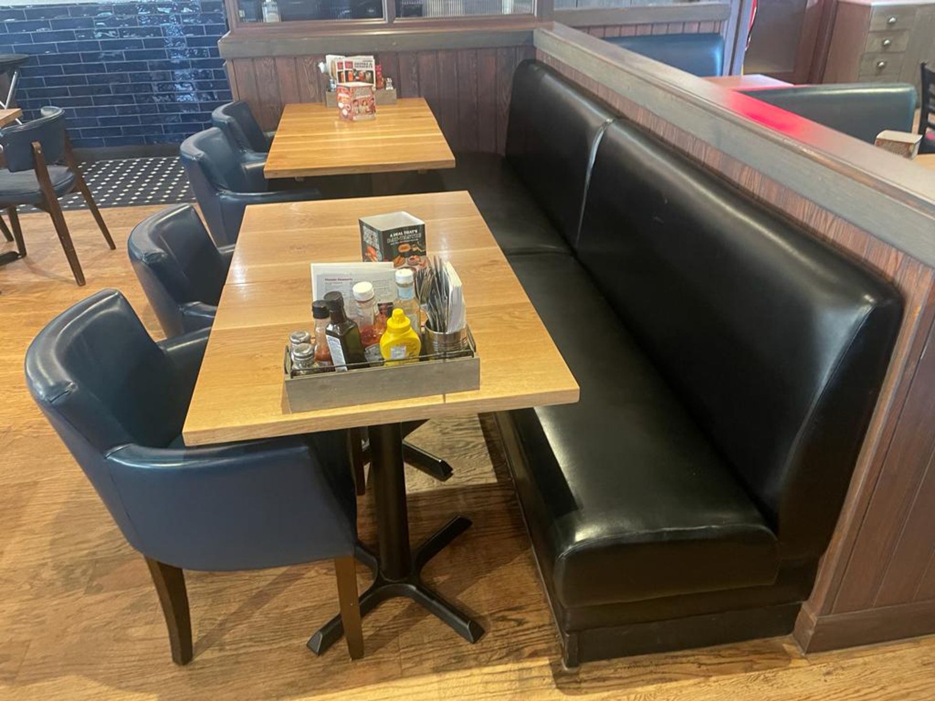 1 x Restaurant Seating Bench With a Black Faux Leather Upholstery - Approx 9ft in Length - Image 4 of 6