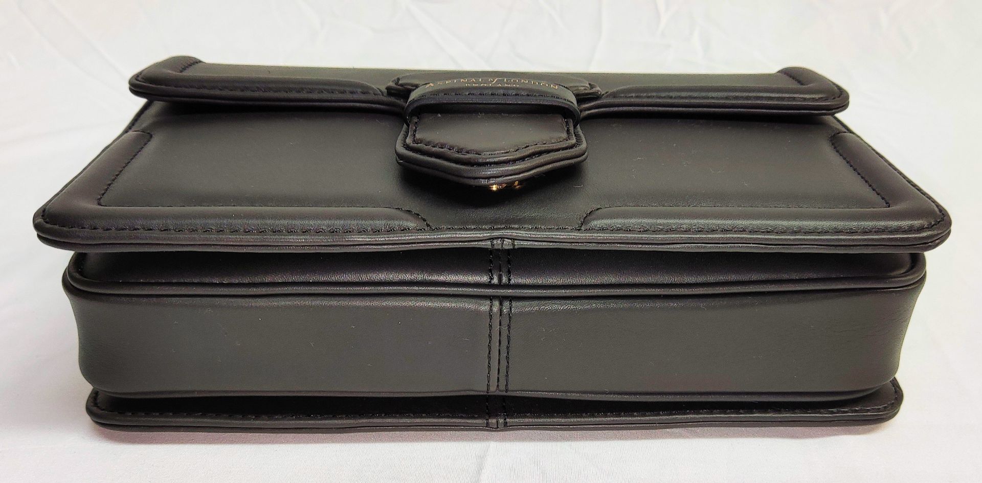 1 x ASPINAL OF LONDON The Resort Leather Bag In Smooth Black - Boxed - Original RRP £525 - Ref: - Image 20 of 24