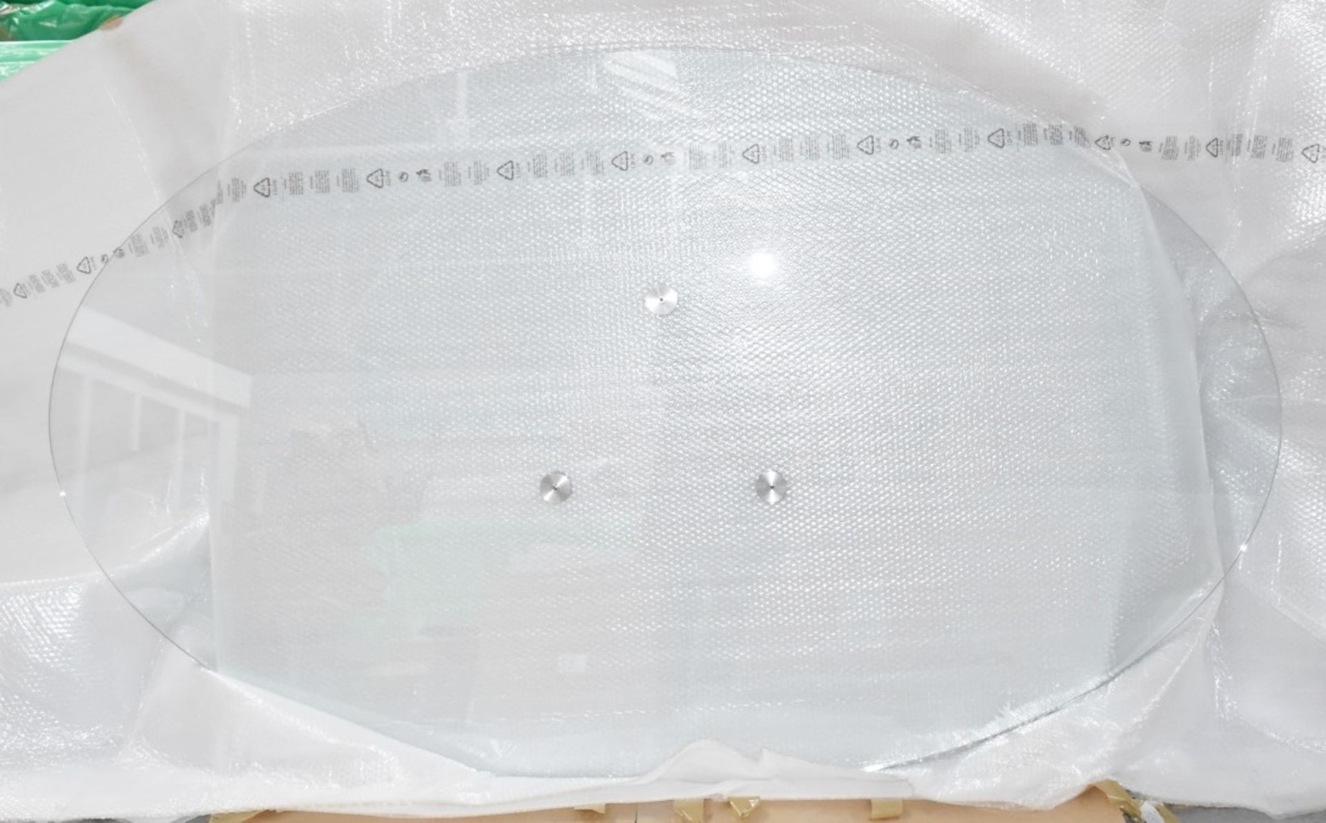 1 x PORADA 'Infinity' Oval 12mm Thick Transparent Tempered Designer Glass Table Top (No Base) - Image 3 of 9