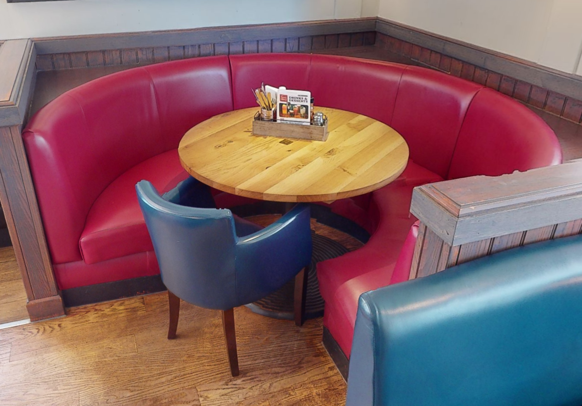 1 x C-Shaped Restaurant Seating Booth With Red Faux Leather Upholstery