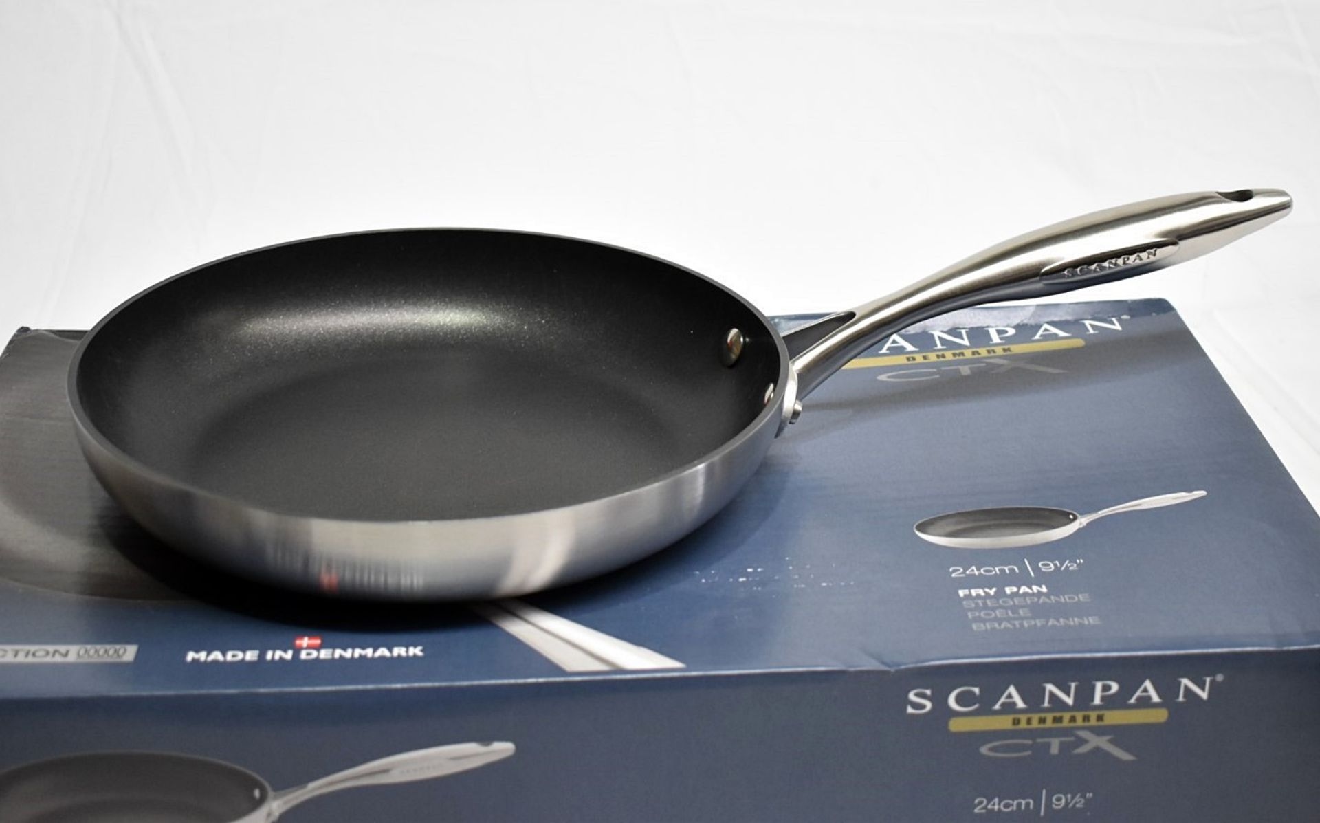 1 x SCANPAN CTX Frying Pan (24cm) - Original Price £110.00 - Unused Boxed Stock - 1862311 - Ref: