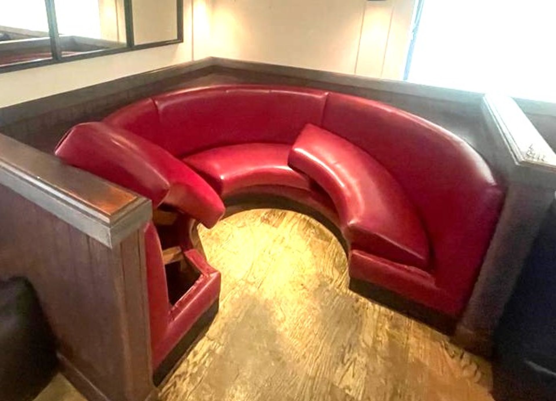 1 x C-Shaped Restaurant Seating Booth With Red Faux Leather Upholstery - Image 2 of 6