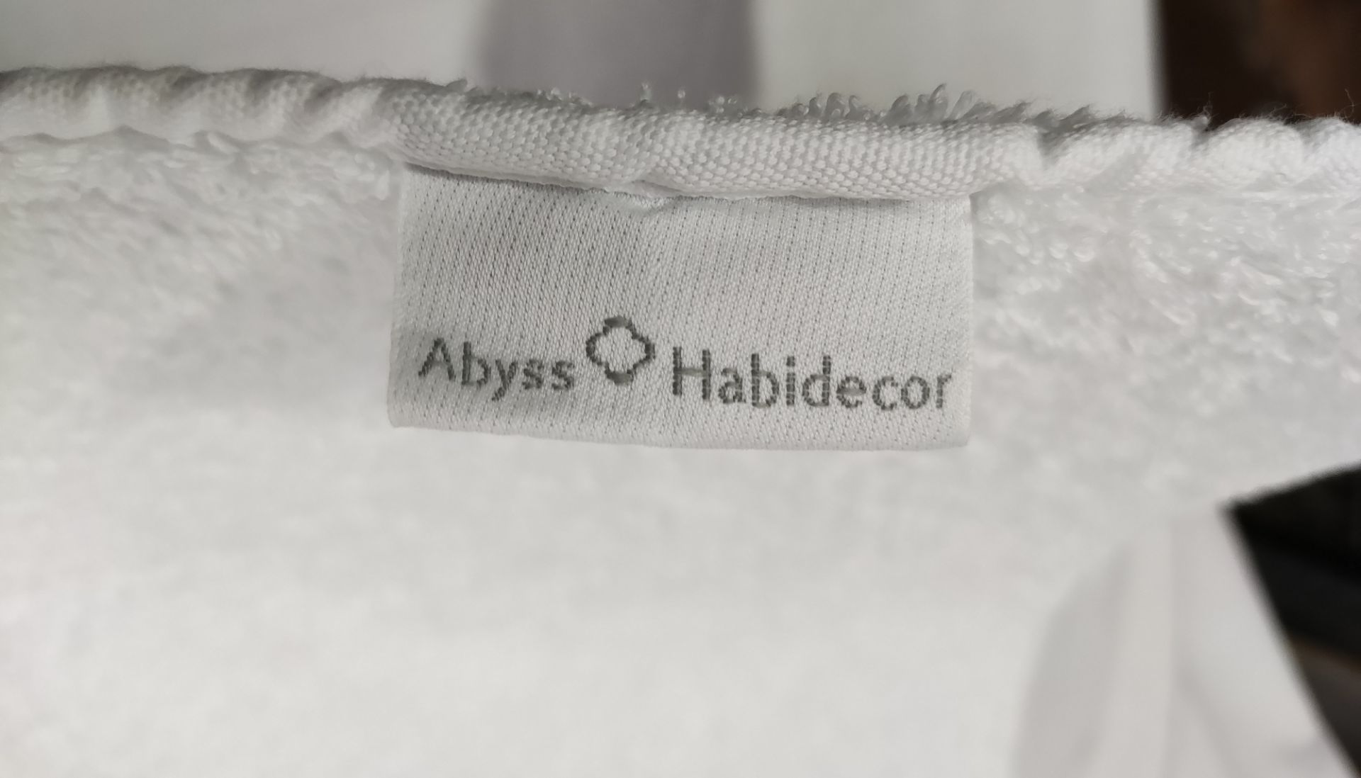1 x ABYSS & HABIDECOR Chanti Bath Towel 70X140cm In 108 Gold - Original RRP £139 - Ref: 5140192/ - Image 9 of 9