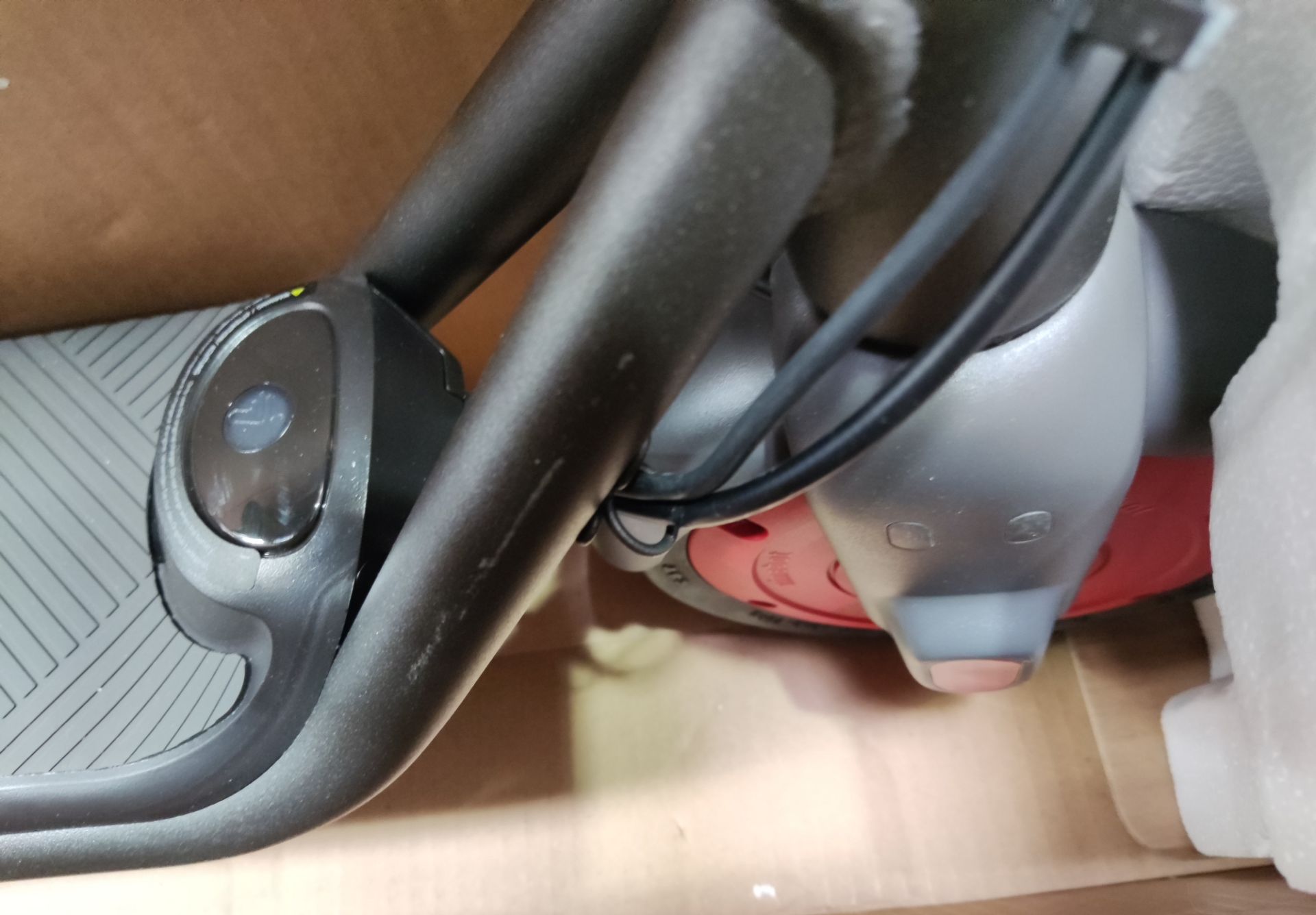 1 x SEGWAY Ninebot Zing C20 Grey Ekickscooter - Unused Boxed Stock - Original RRP £249.00 - Image 14 of 20