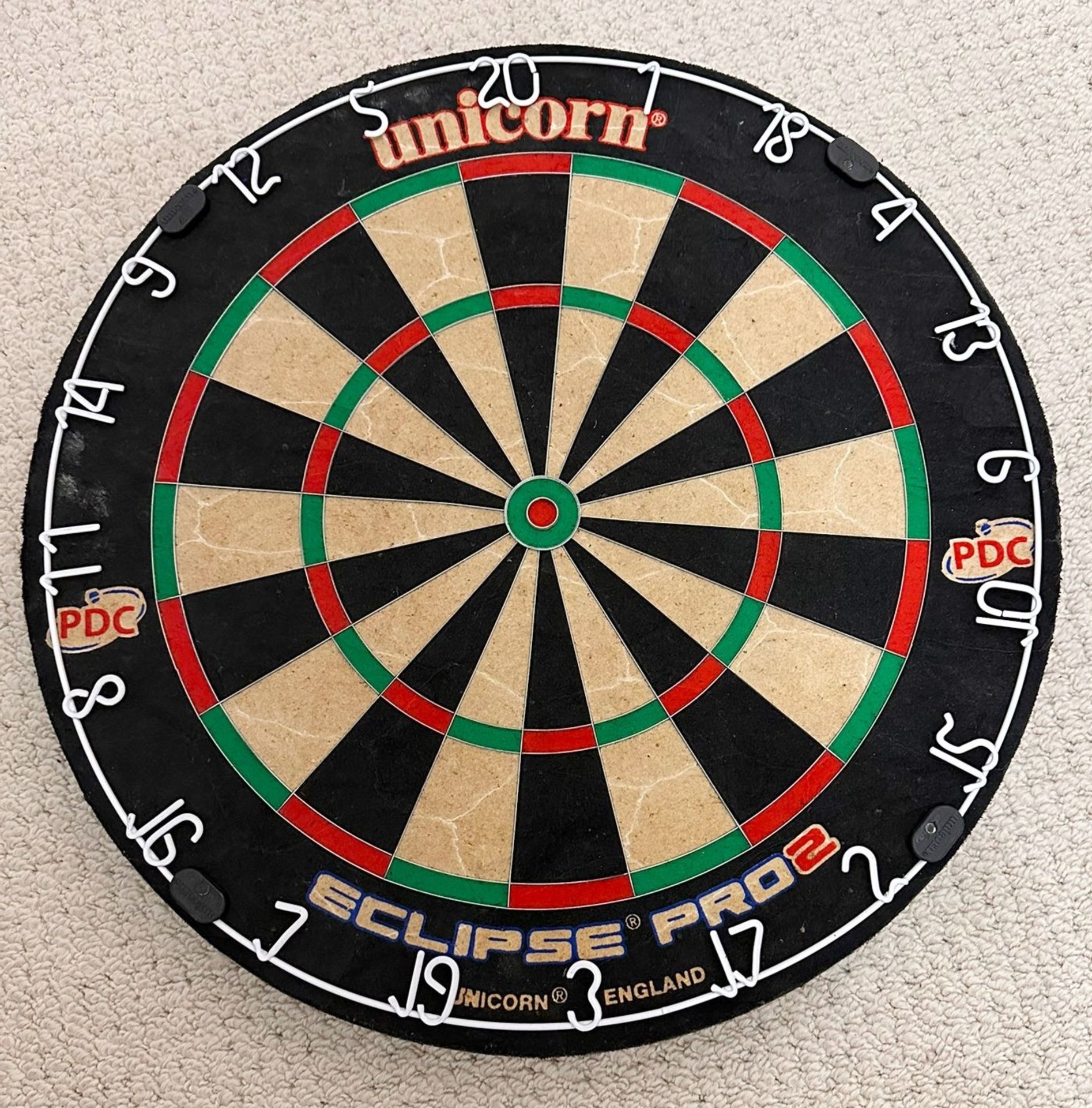 1 x Unicorn Full-sized 48cm Dart Board - Ref: GRG041 / WH2 / BOX - CL870 - Location: Altrincham WA14