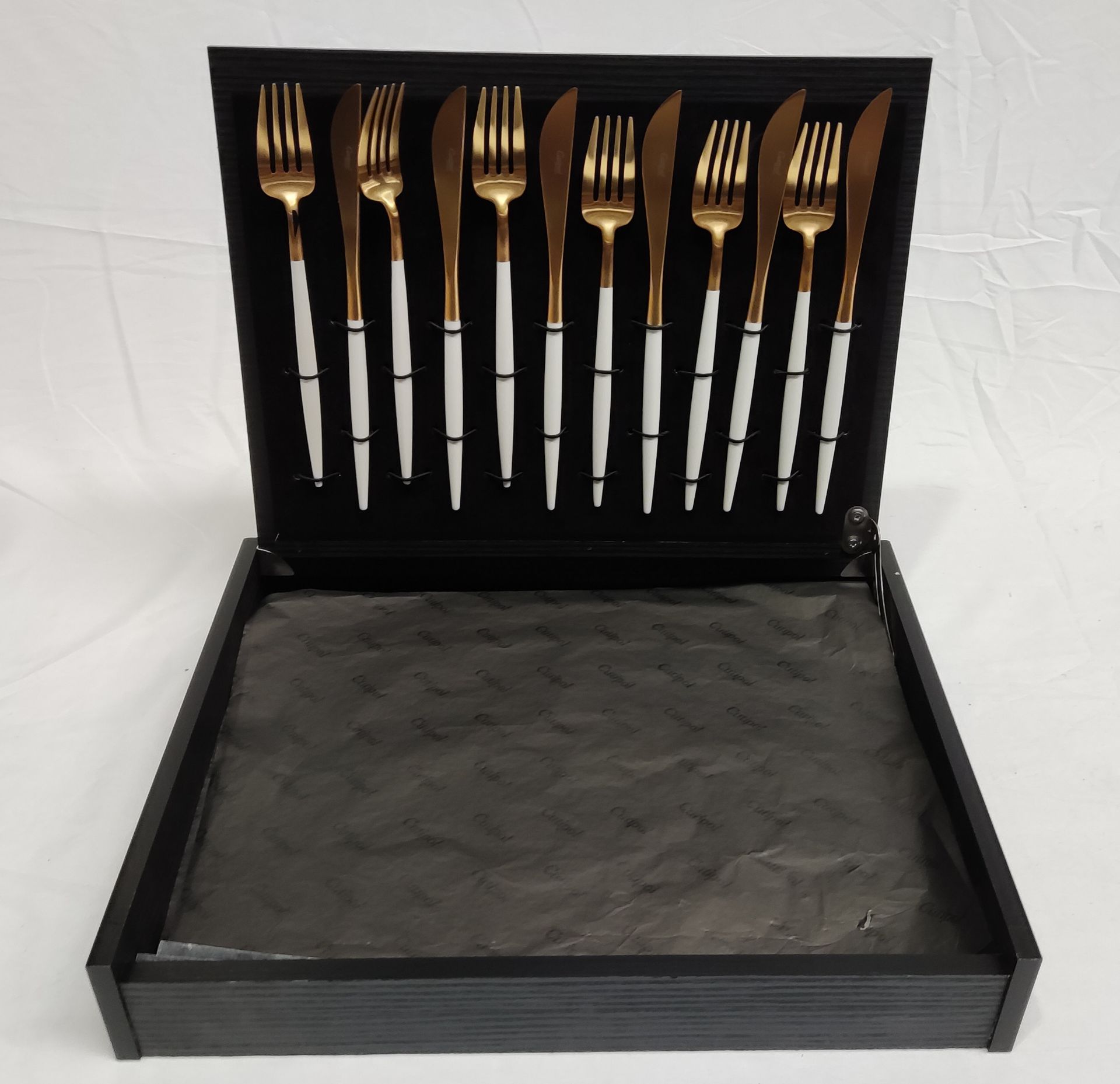 1 x CUTIPOL 'Goa' Luxury 24-Piece White/Gold Cutlery Set - New/Boxed - Original RRP £499.00 - Image 3 of 24