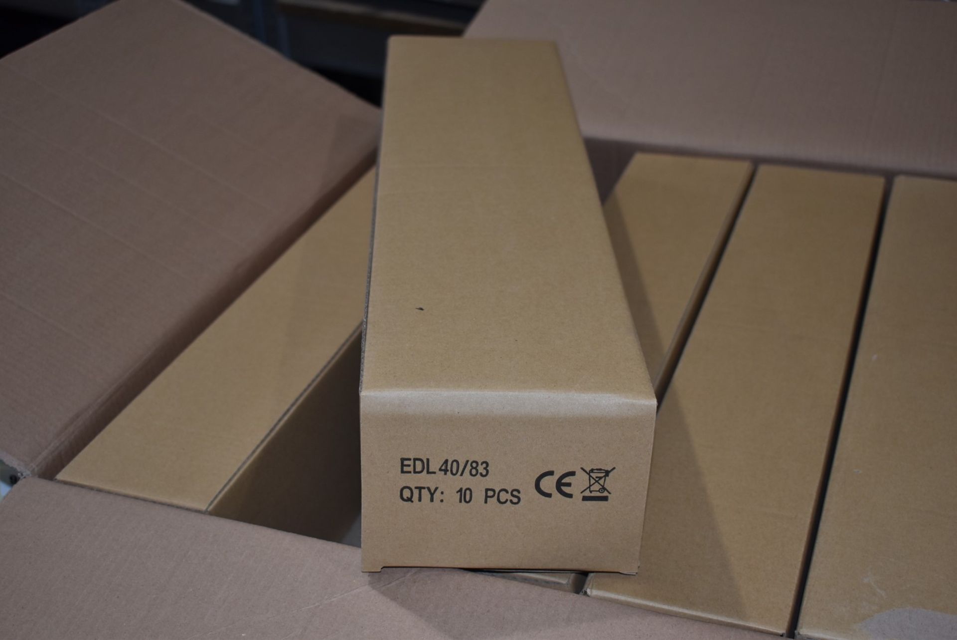 10 x Edison 40W 2G11 4 Pin Long Compact 3000K Fluorescent Lamps - New Boxed Stock - RRP £70 - Image 2 of 7