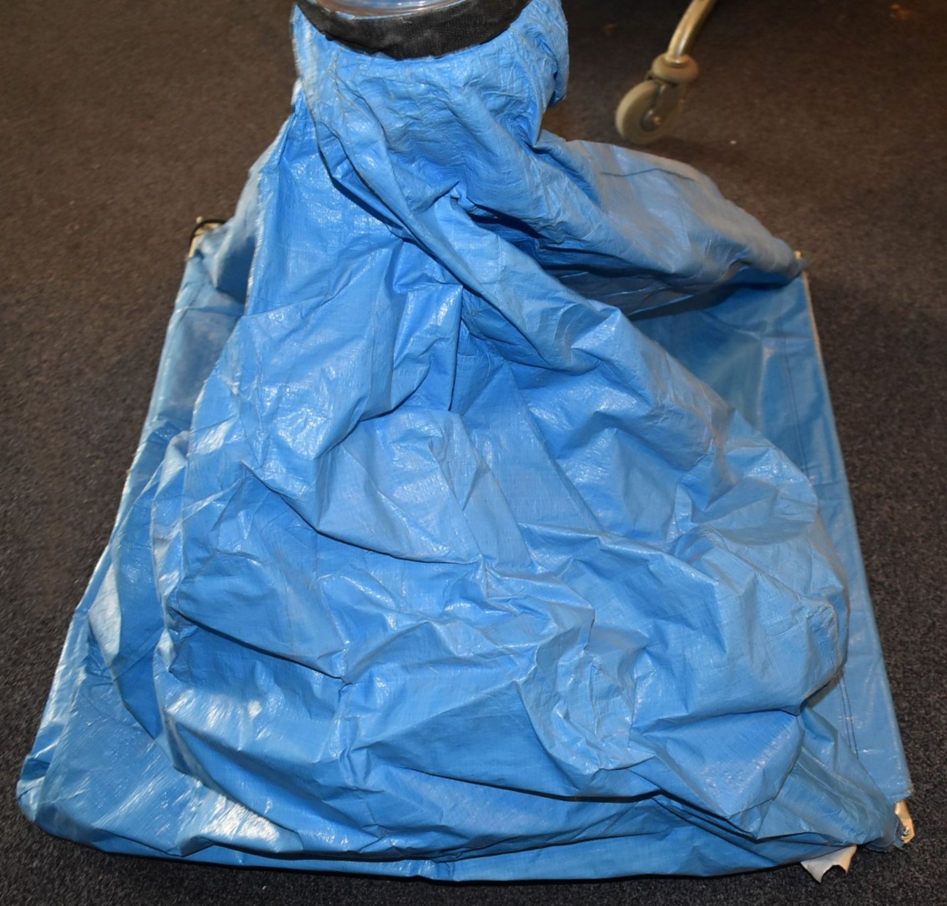 1 x Builders Waste Chute - Size: 100 x 100 cms – Ref: AC350 1FSR - CL646 - Location: Manchester, M12 - Image 5 of 5