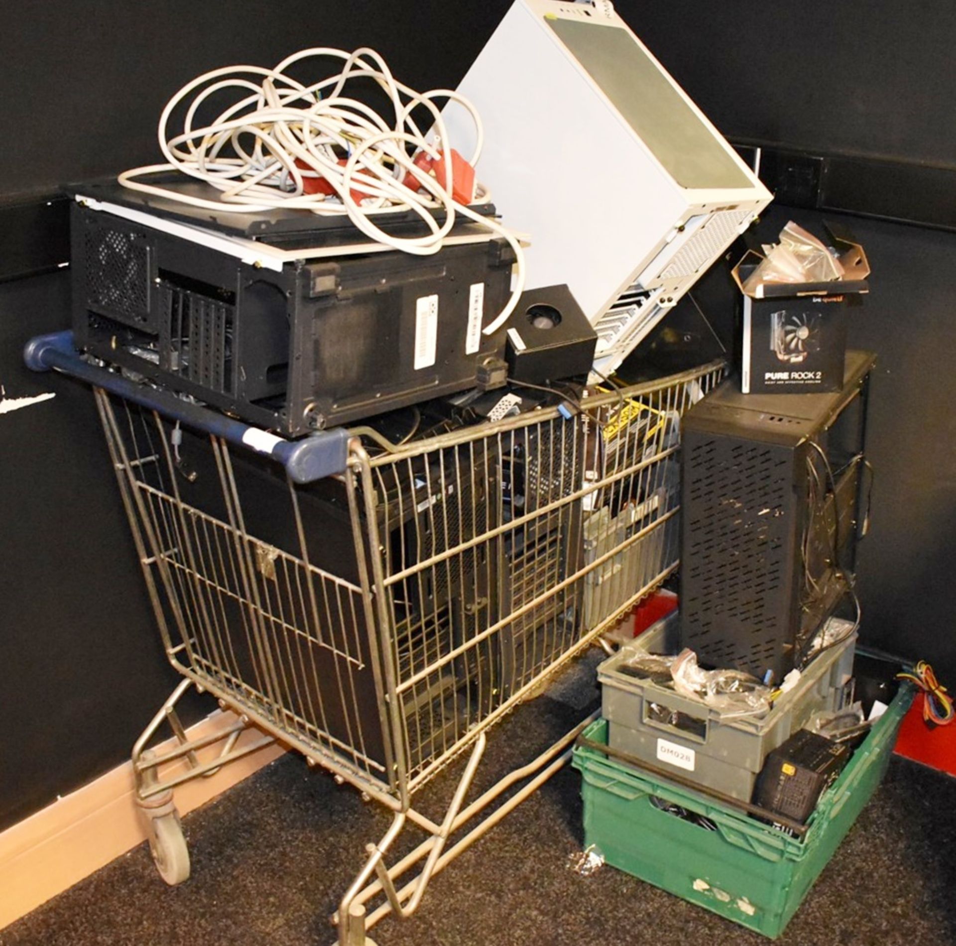 1 x Assorted Collection of Computer Equipment - Customer Returns - Trolley Not Included - Image 18 of 18