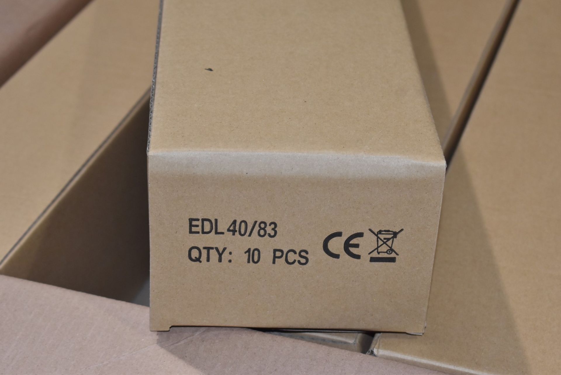 10 x Edison 40W 2G11 4 Pin Long Compact 3000K Fluorescent Lamps - New Boxed Stock - RRP £70 - Image 3 of 7