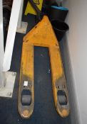 1 x Jungheinrich Pallet Pump Truck - Spares or Repairs - Ref: AC46 GFMR - CL646 - Location: