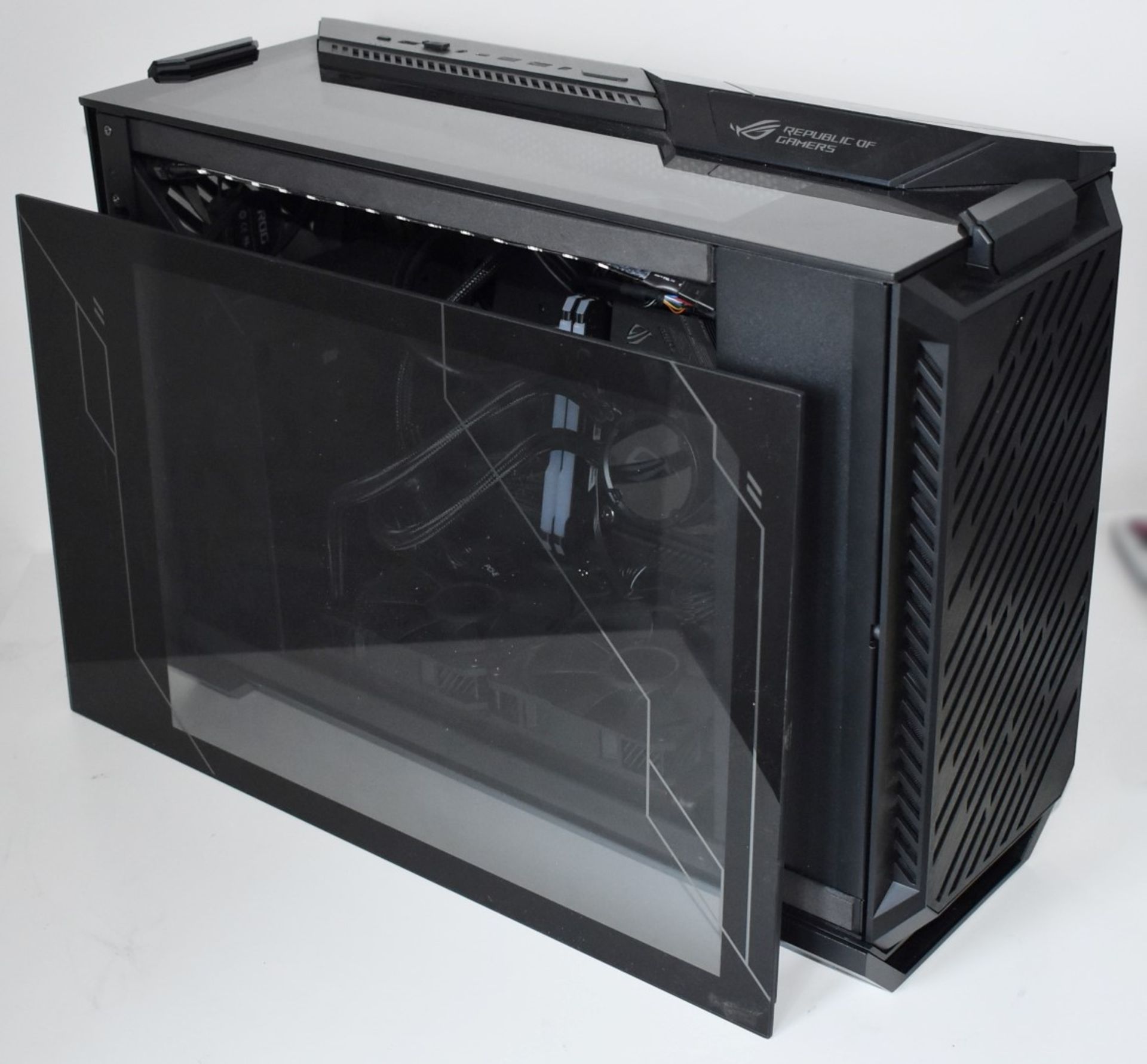 1 x Asus ROG Mini ITX Desktop PC Featuring an Intel i5-10400F 10th Gen Processor - Image 13 of 14