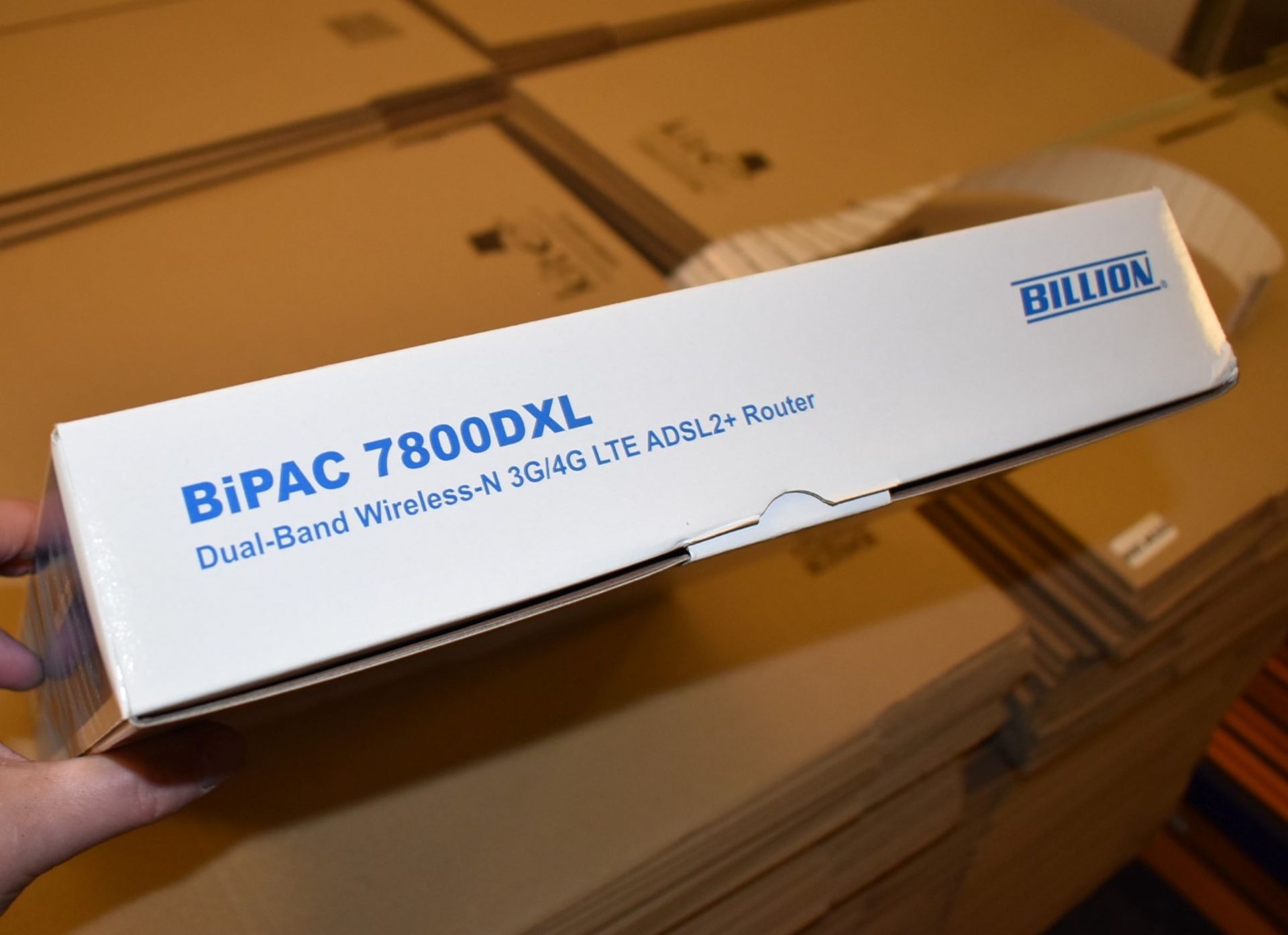 1 x Billion BiPAC 7800DXL Dual Band Wireless-N 3G/4G LTE ADSL2+ Router - New Boxed Stock - Image 4 of 4