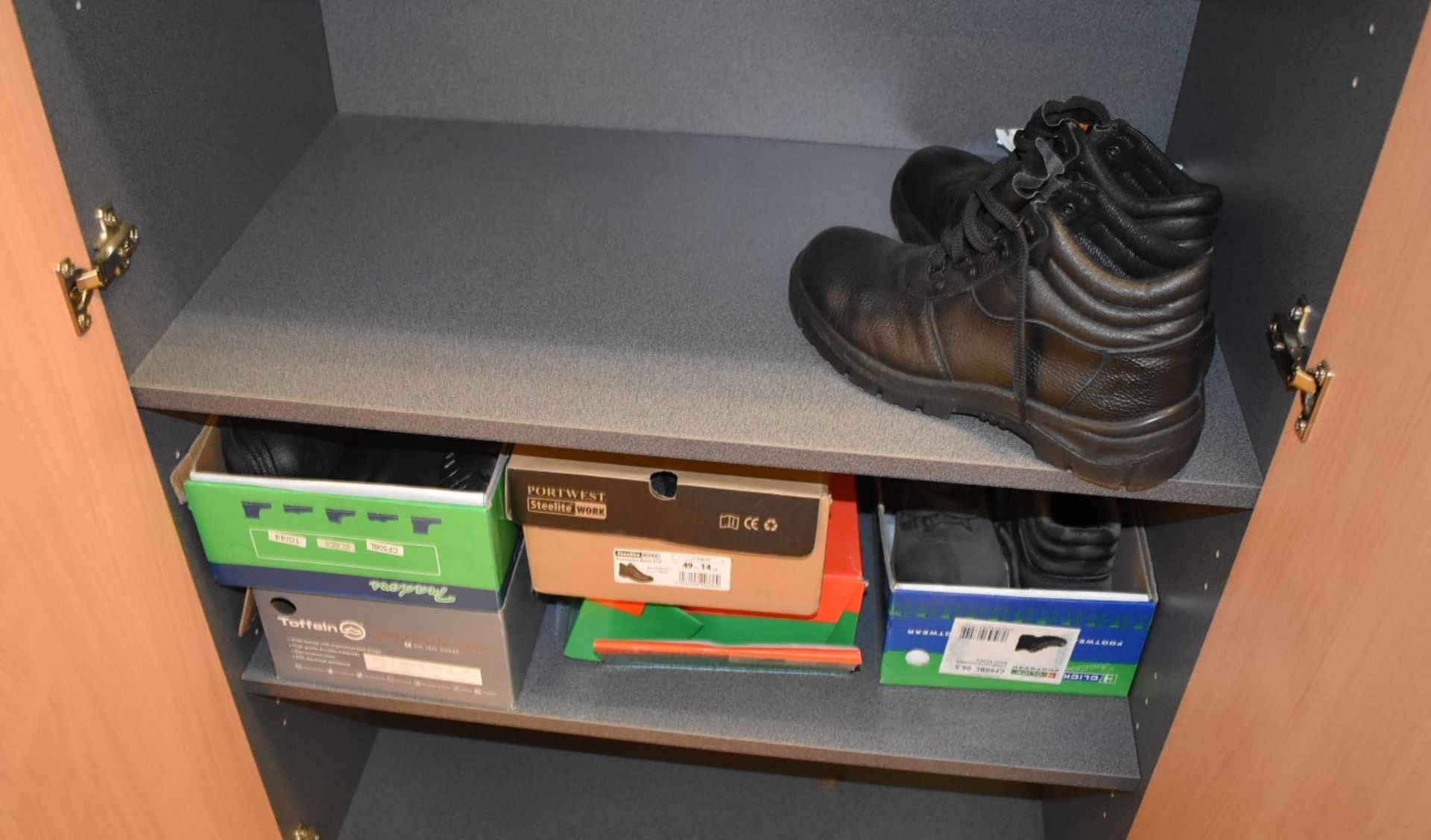 5 x Pairs of Safety Work Boots With Boxes - Various Styles and Sizes Included - Image 3 of 7